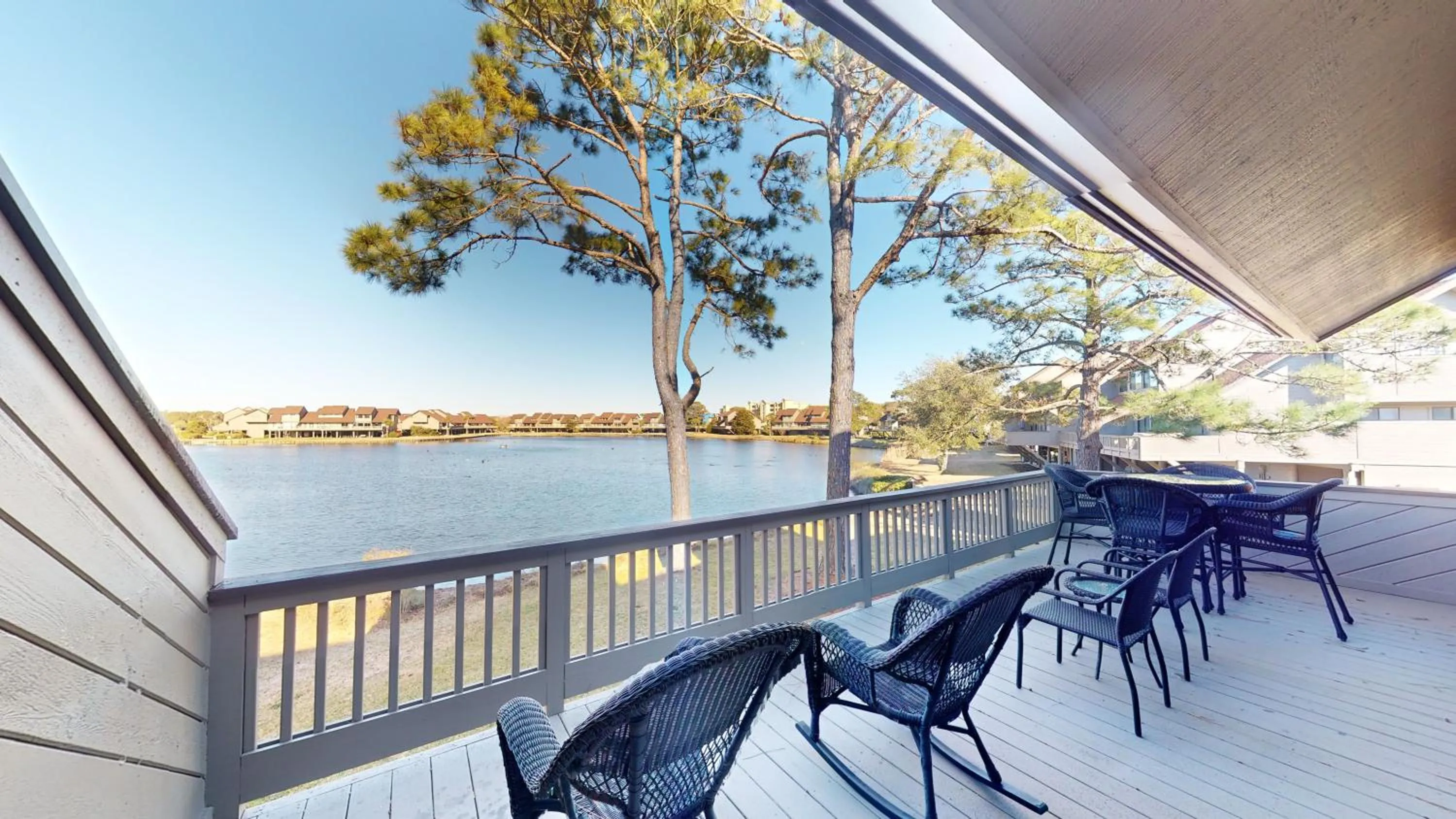 Balcony/Terrace in Litchfield Beach & Golf Resort