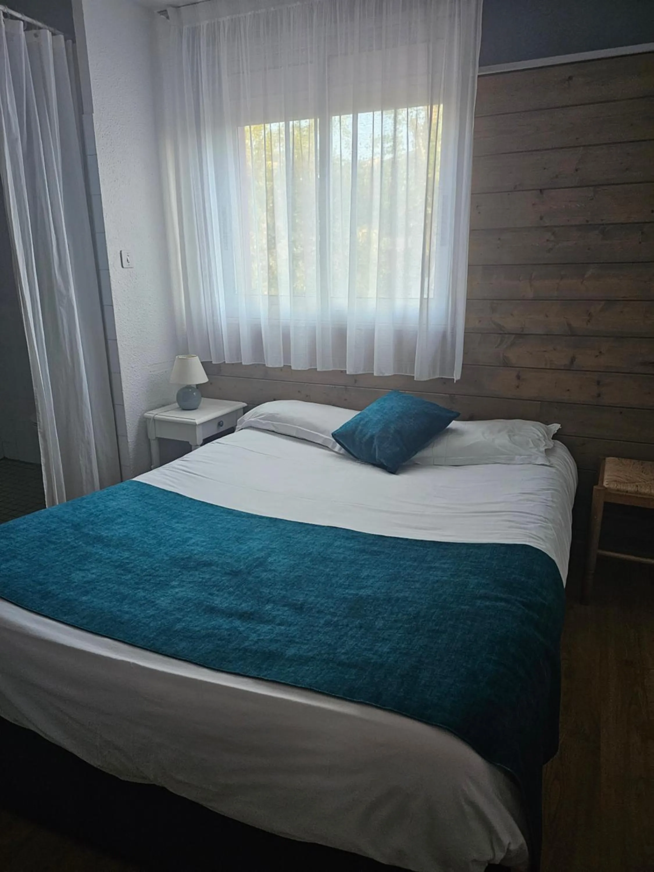 Bed in Hôtel Restaurant du Lac