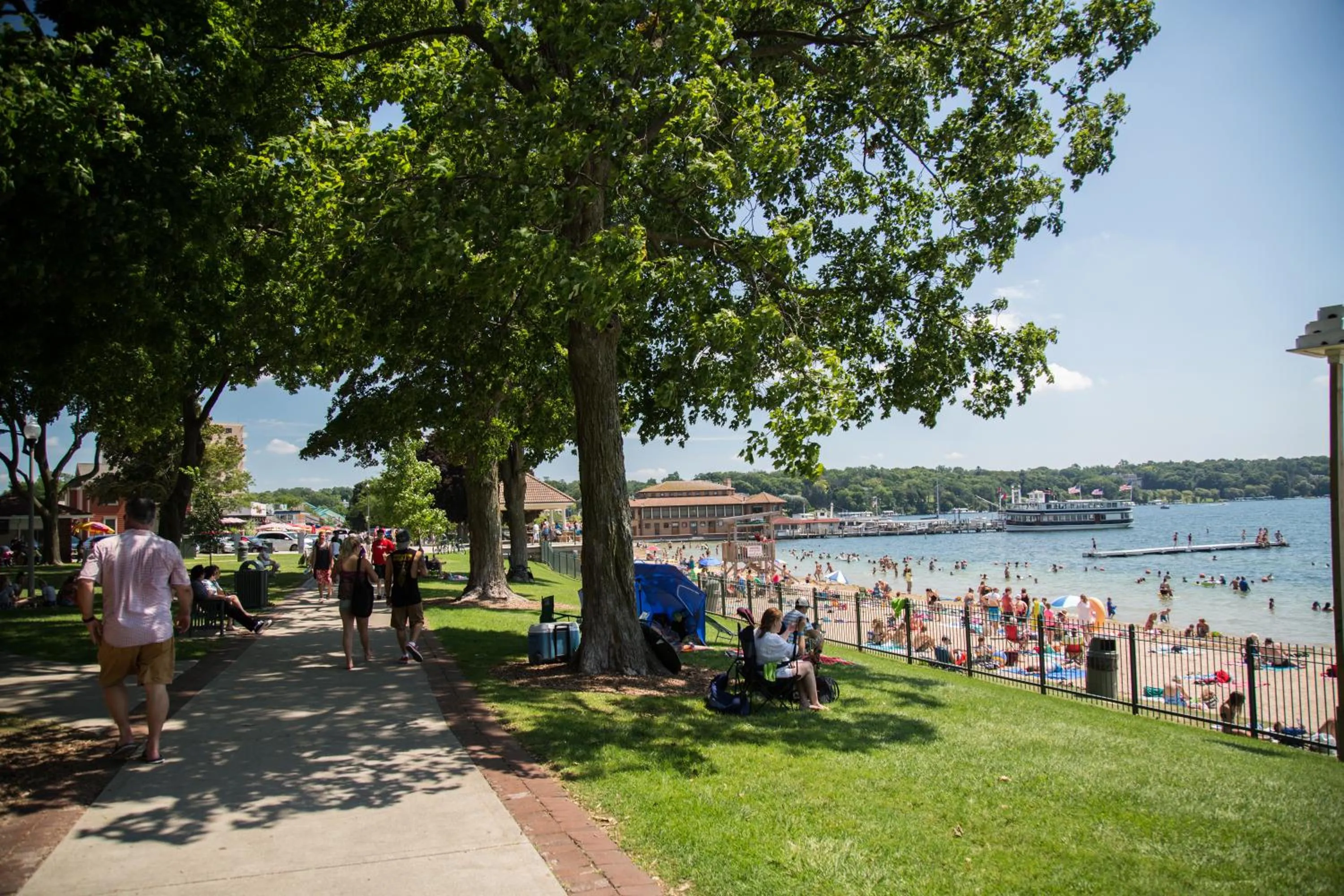 Beach in Harbor Shores on Lake Geneva