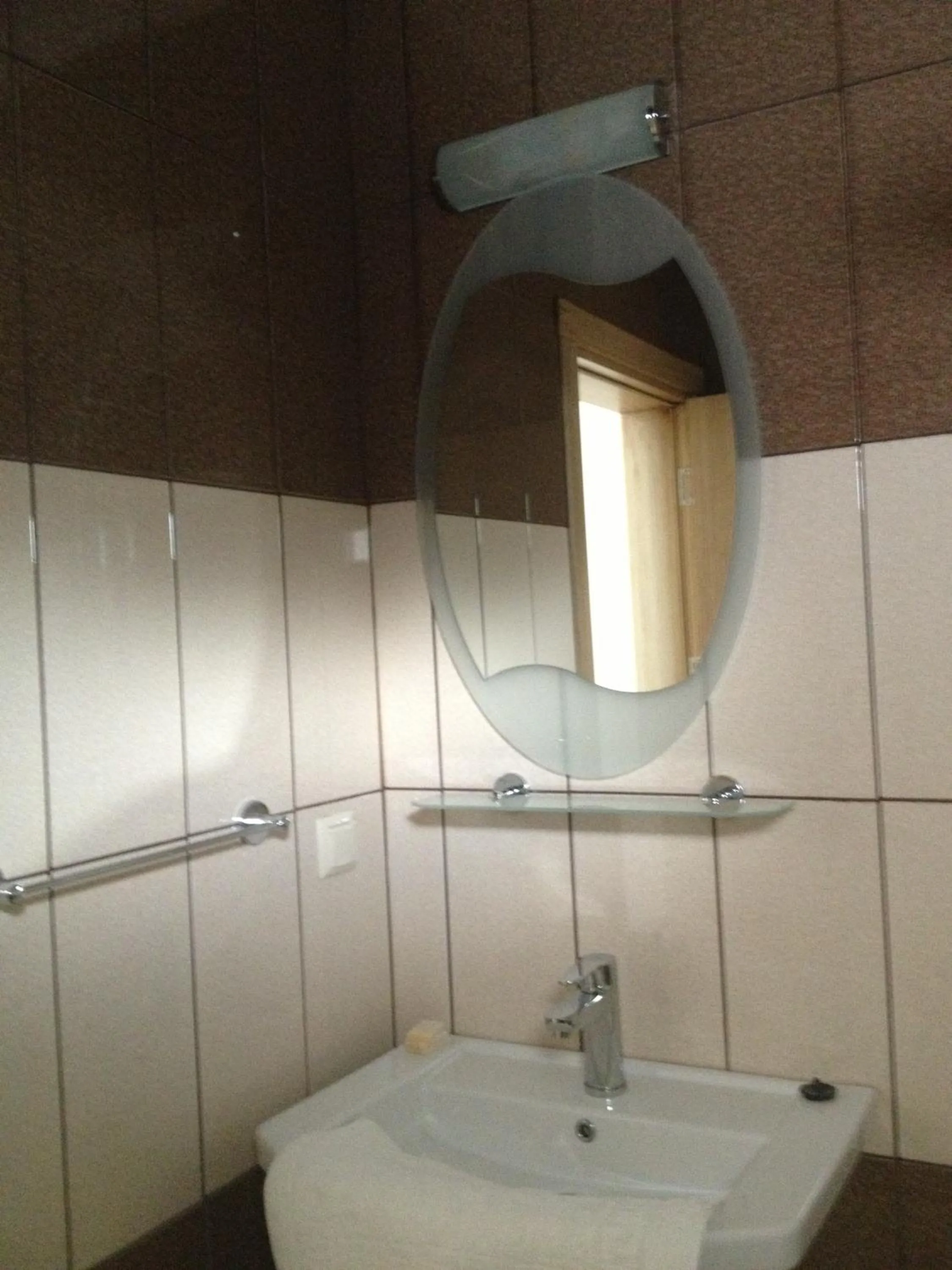 Toilet in Ponz Hotel