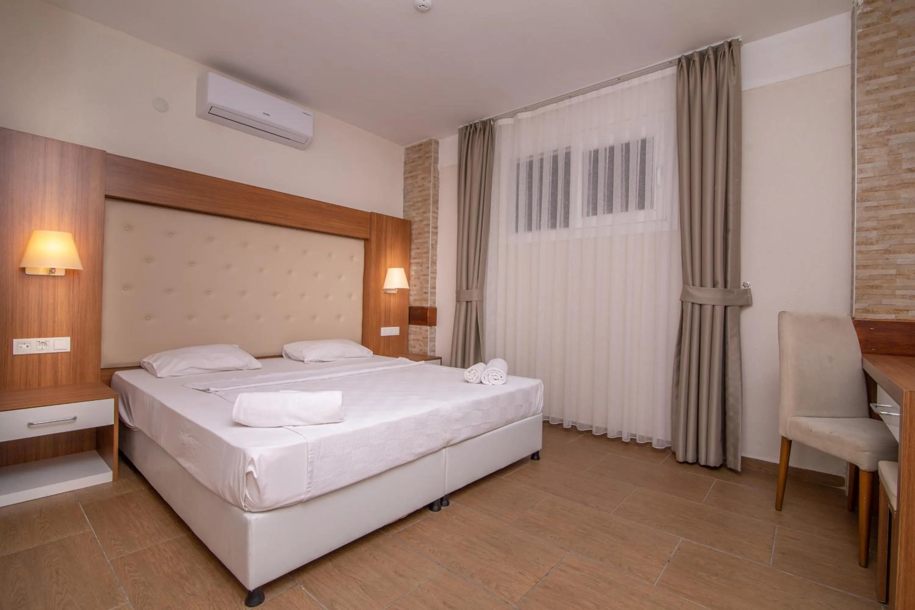 Bedroom, Bed in Ponz Hotel