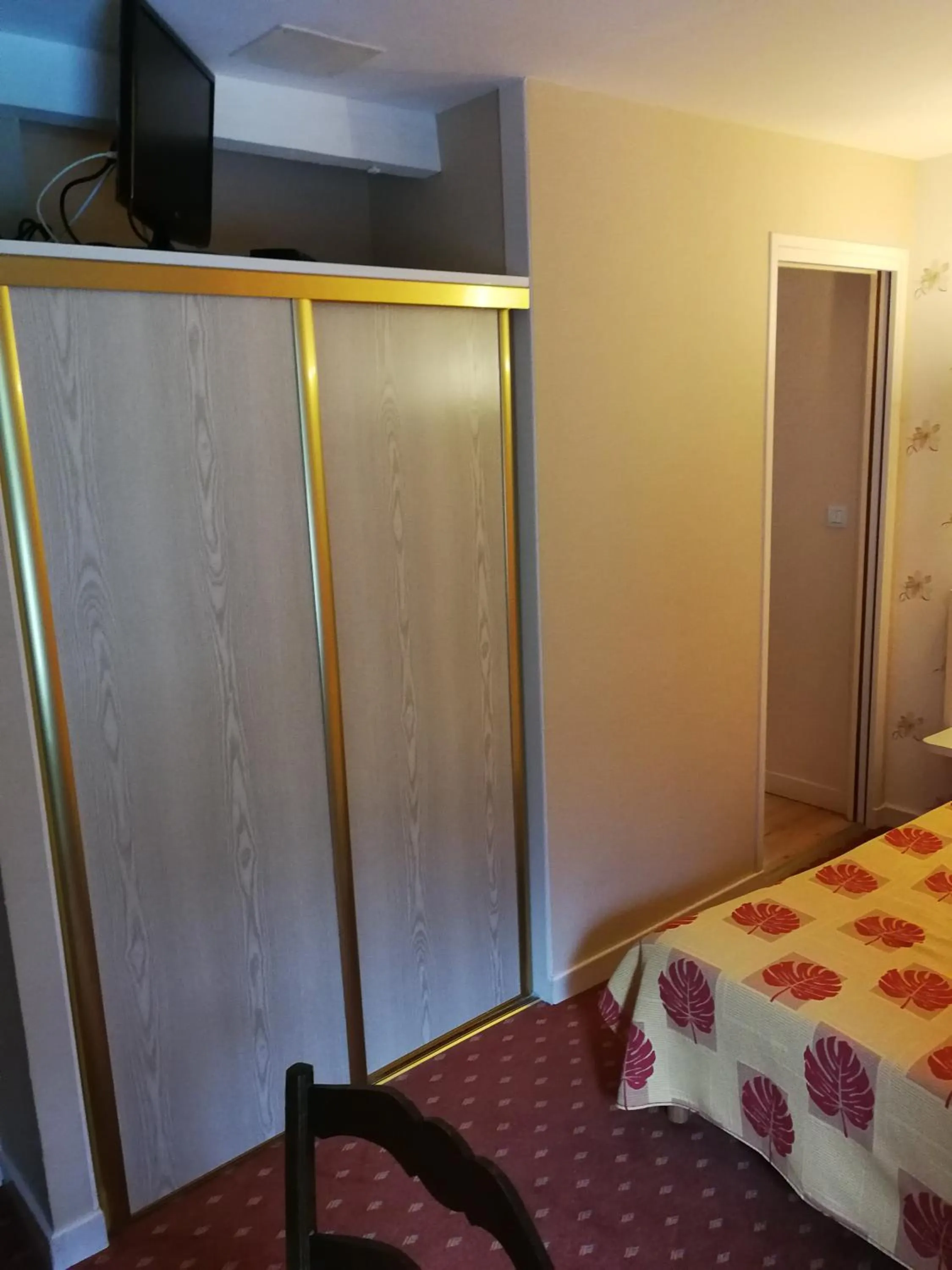 Bed in Le relais de l'Argoat