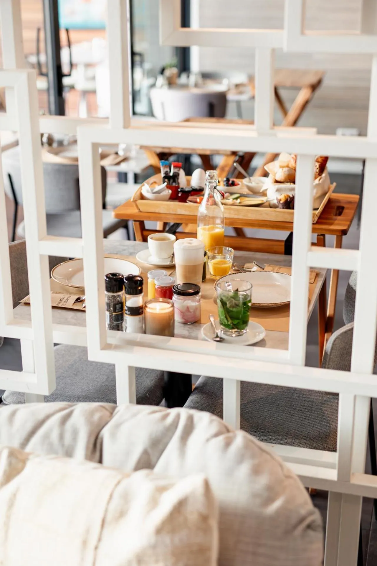 Breakfast, Bed in Duinhotel Tien Torens