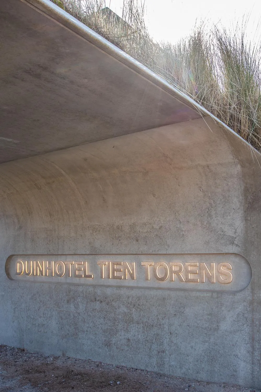 Facade/entrance in Duinhotel Tien Torens
