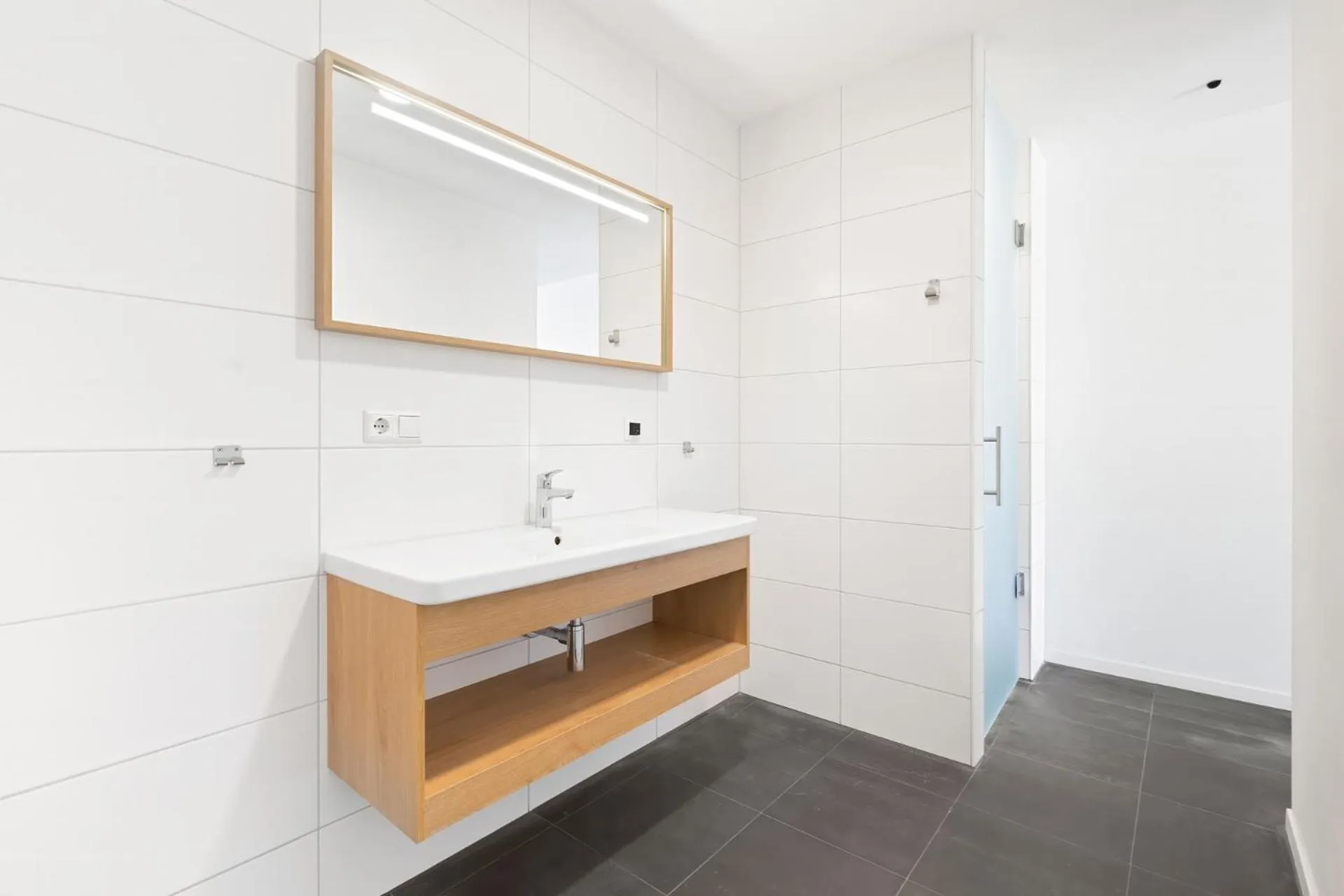 Bathroom in Duinhotel Tien Torens