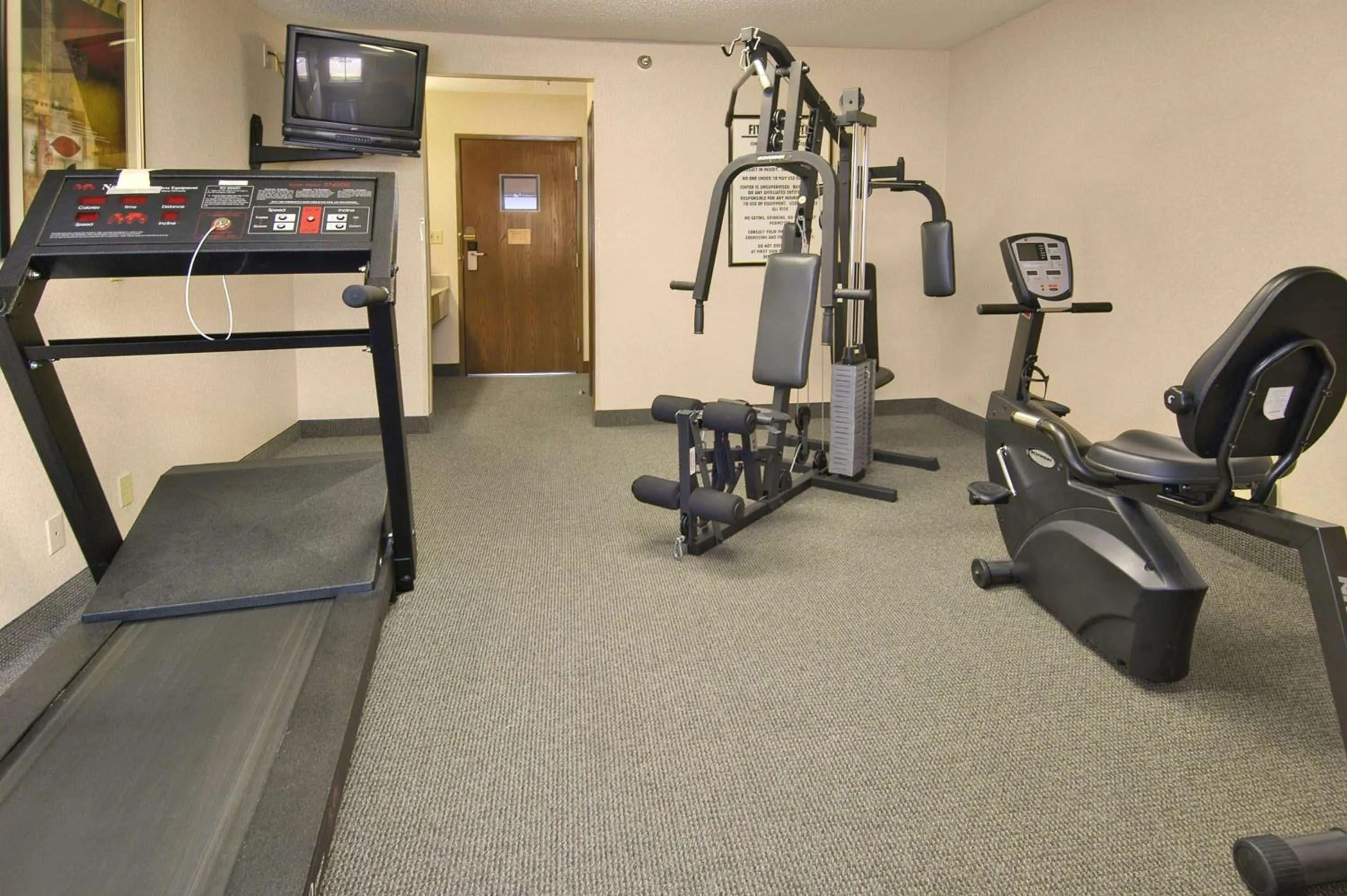 Fitness centre/facilities in Baymont by Wyndham Corydon