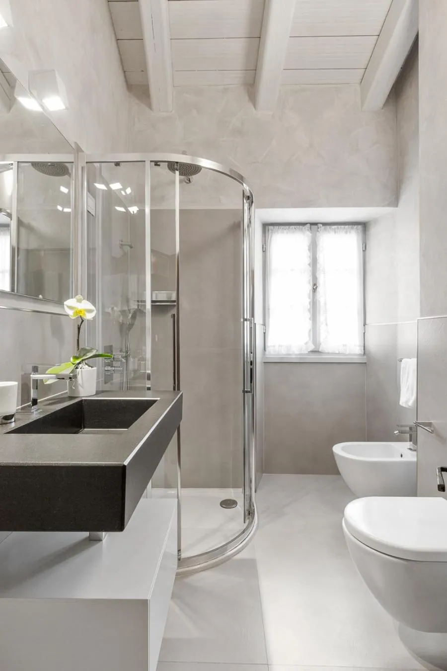 Bathroom in Hotel Pironi