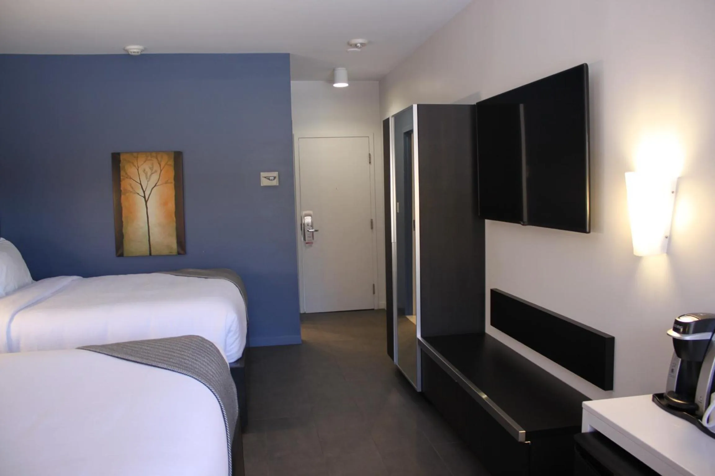 Bed in Le Dauphin St-Hyacinthe