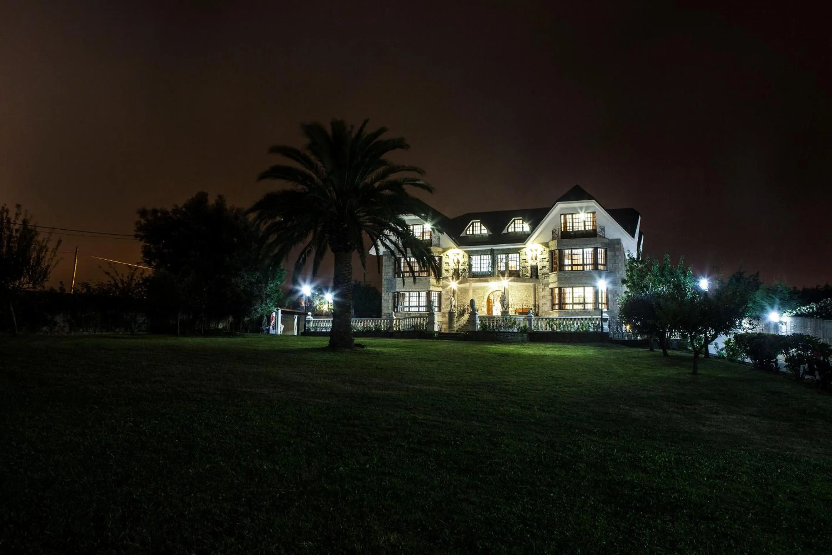 Facade/entrance in Hotel Antoyana