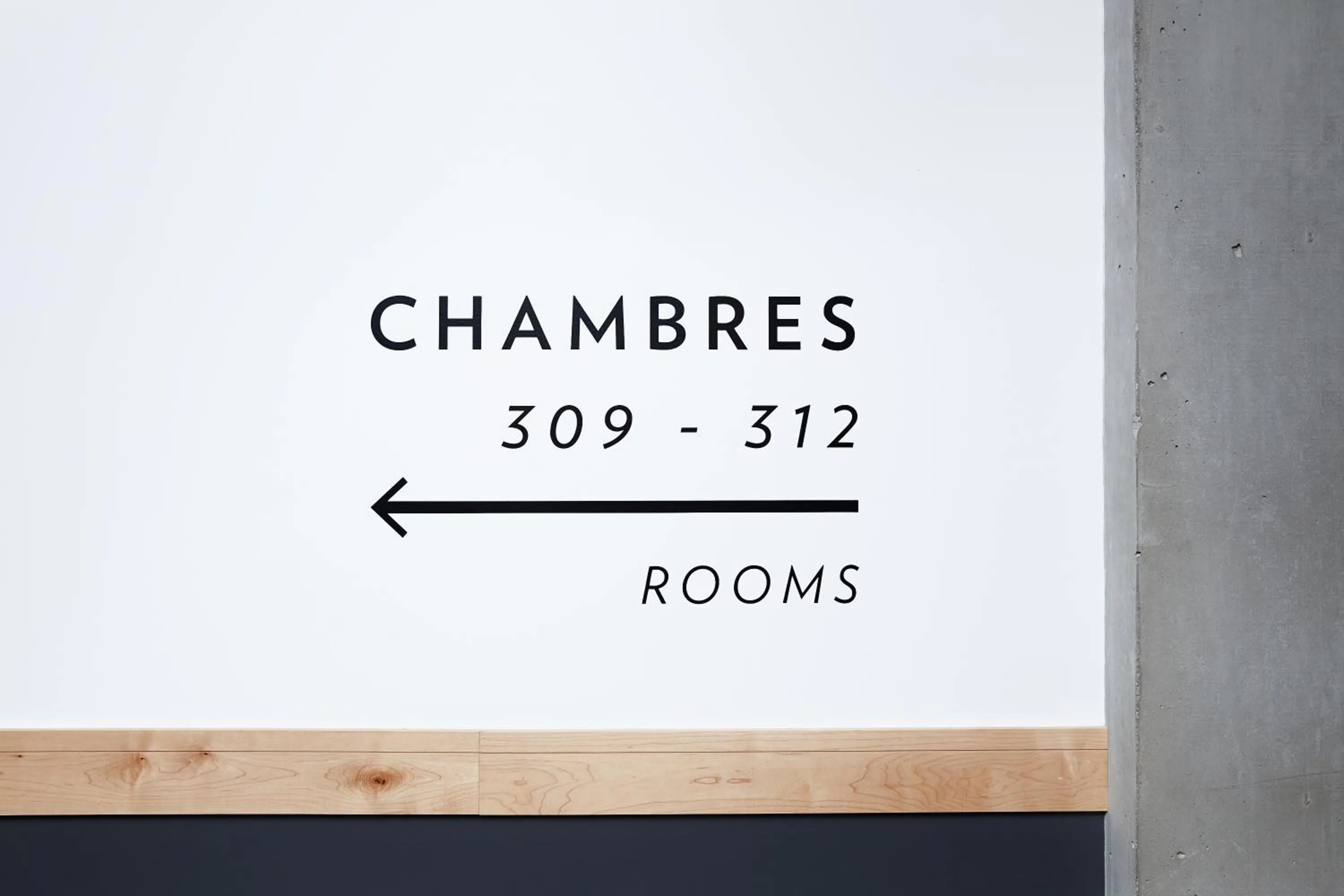 Other in Le Dauphin Montréal Centre-Ville