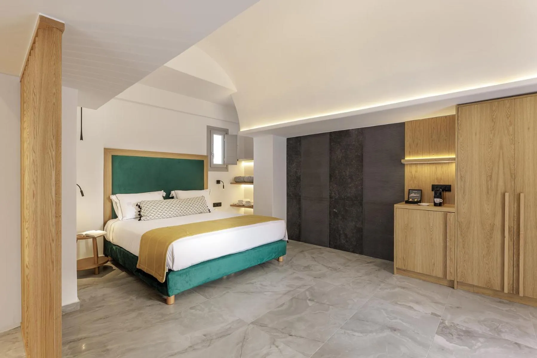 Bed in Kalisti Hotel & Suites