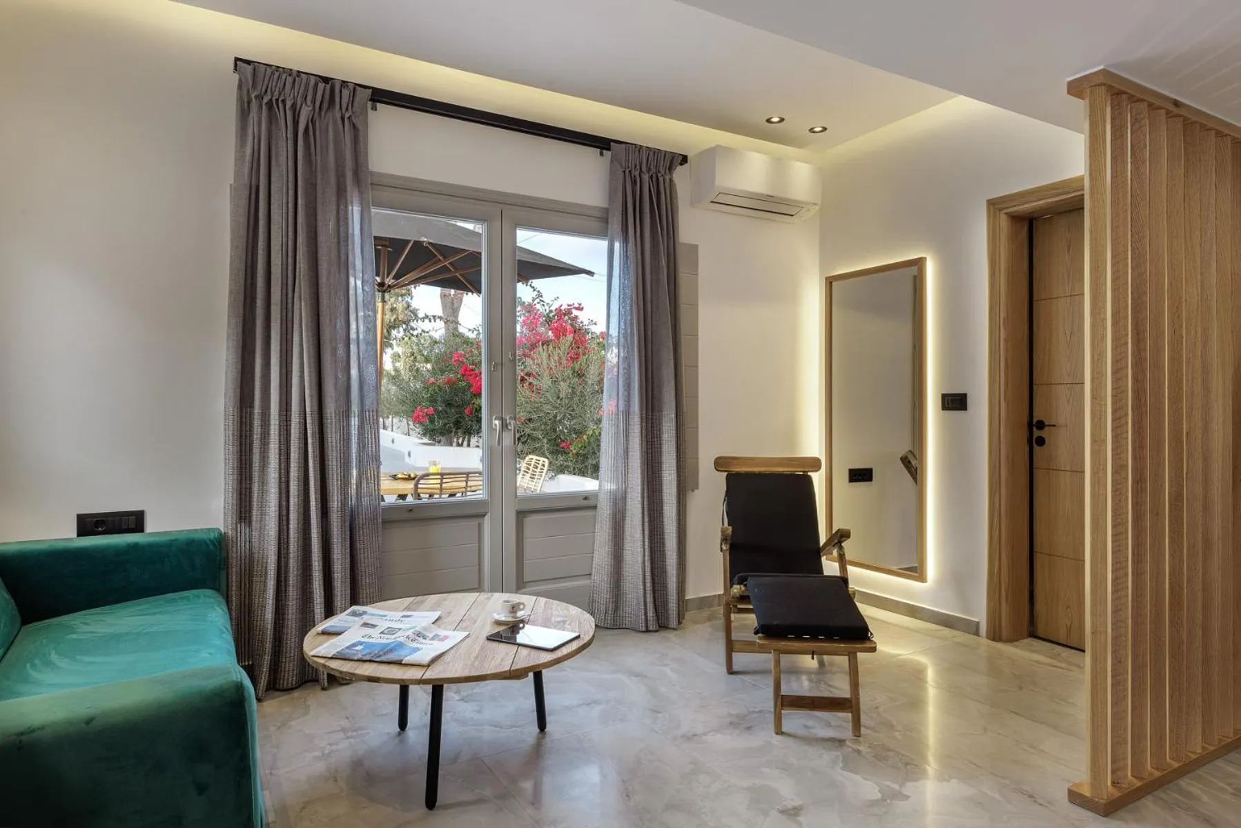 Living room in Kalisti Hotel & Suites