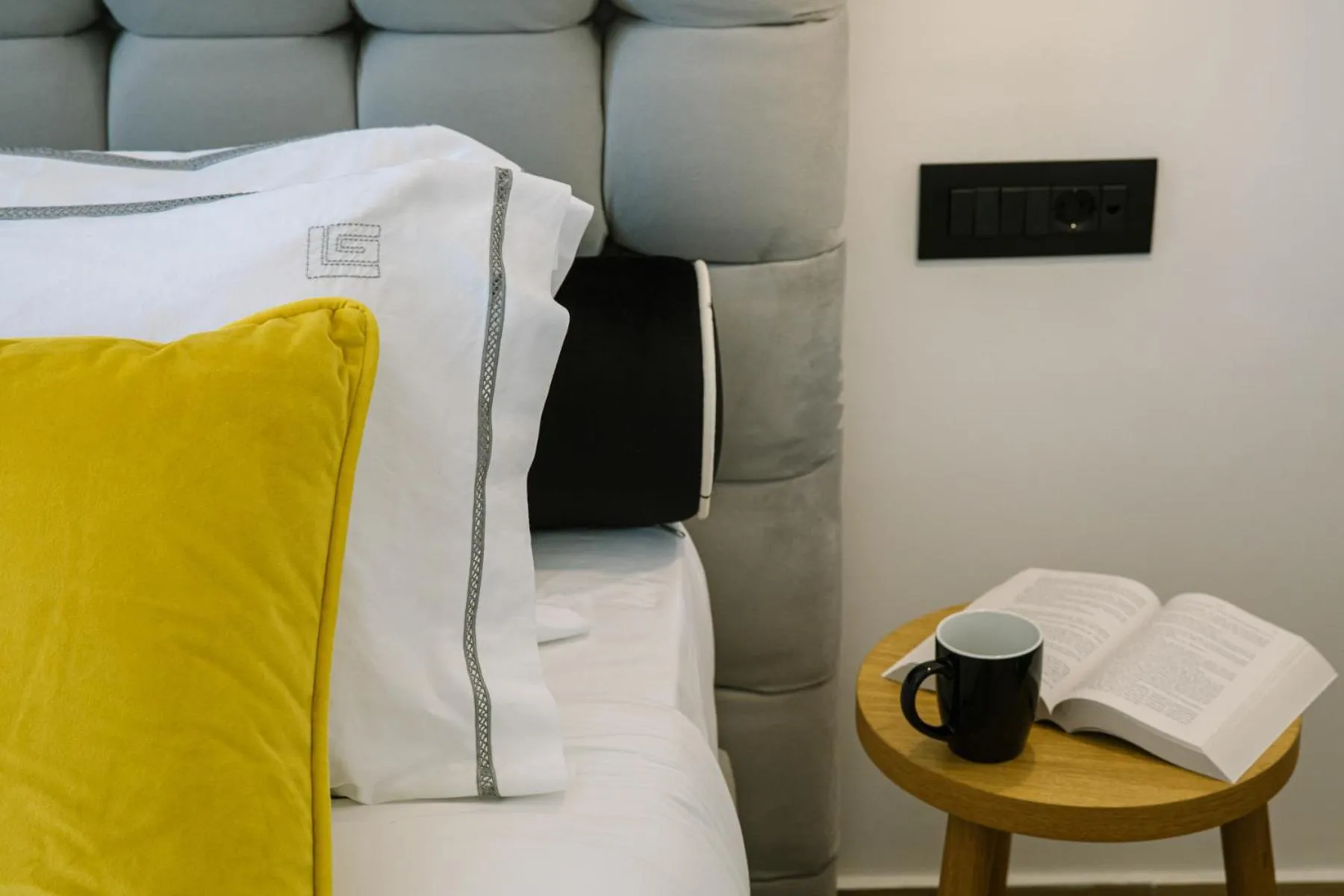 Bed in Kalisti Hotel & Suites