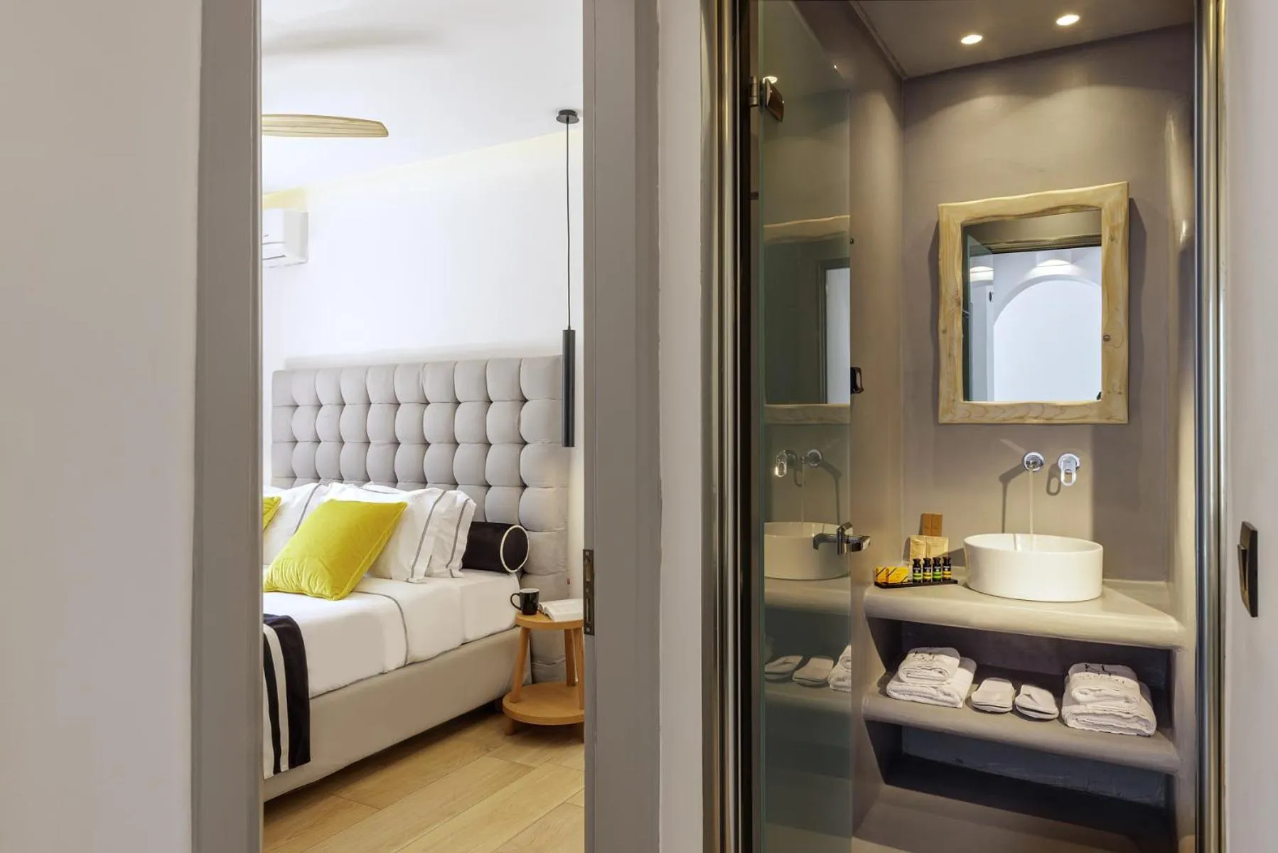 Photo of the whole room, Bed in Kalisti Hotel & Suites