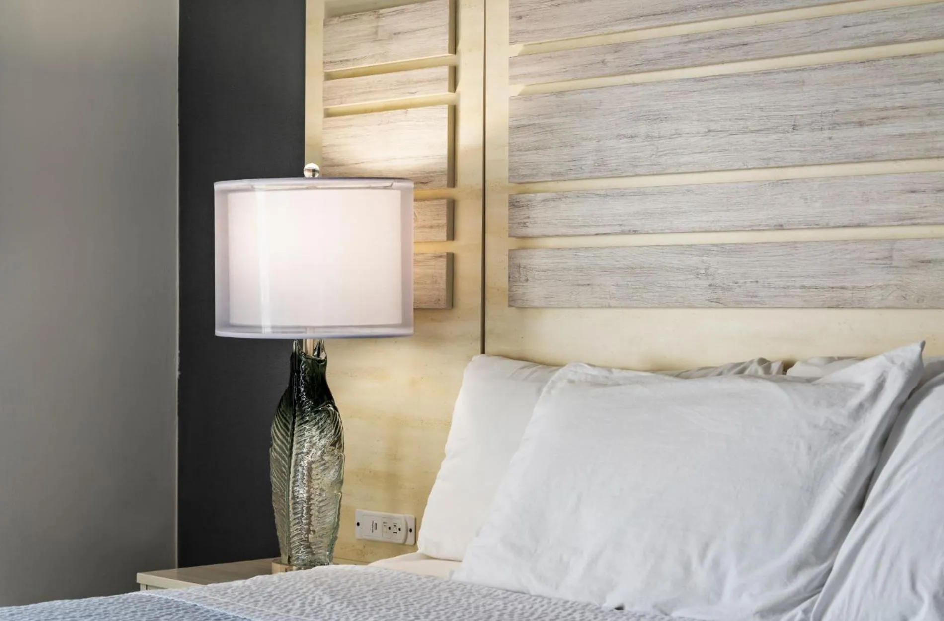 Bed in Hotel Monte Carlo Ocean City