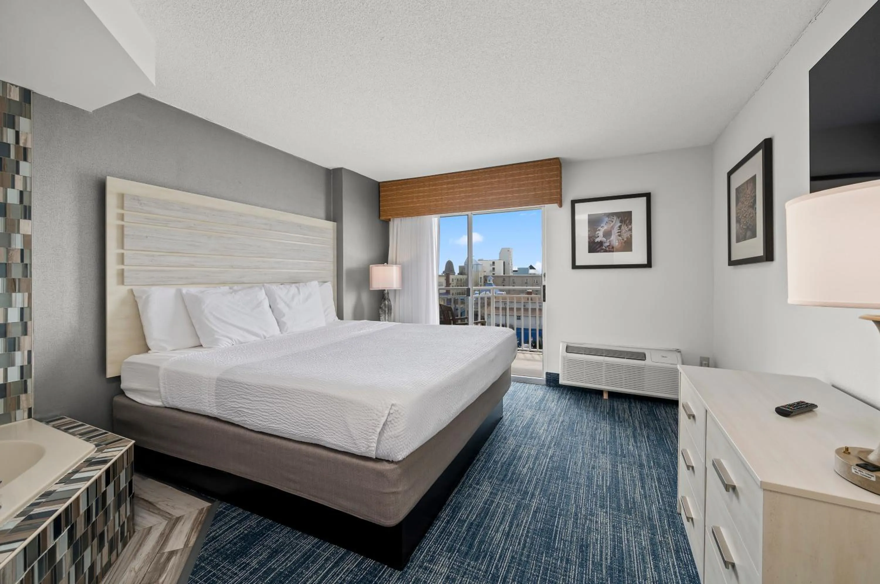 Photo of the whole room, Bed in Hotel Monte Carlo Ocean City