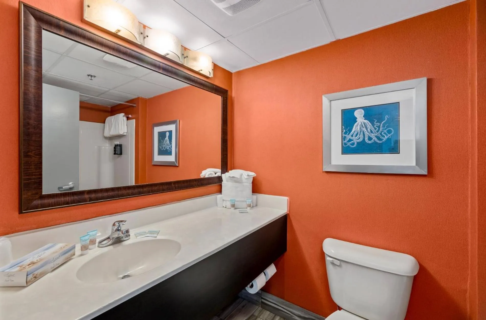 Bathroom in Hotel Monte Carlo Ocean City