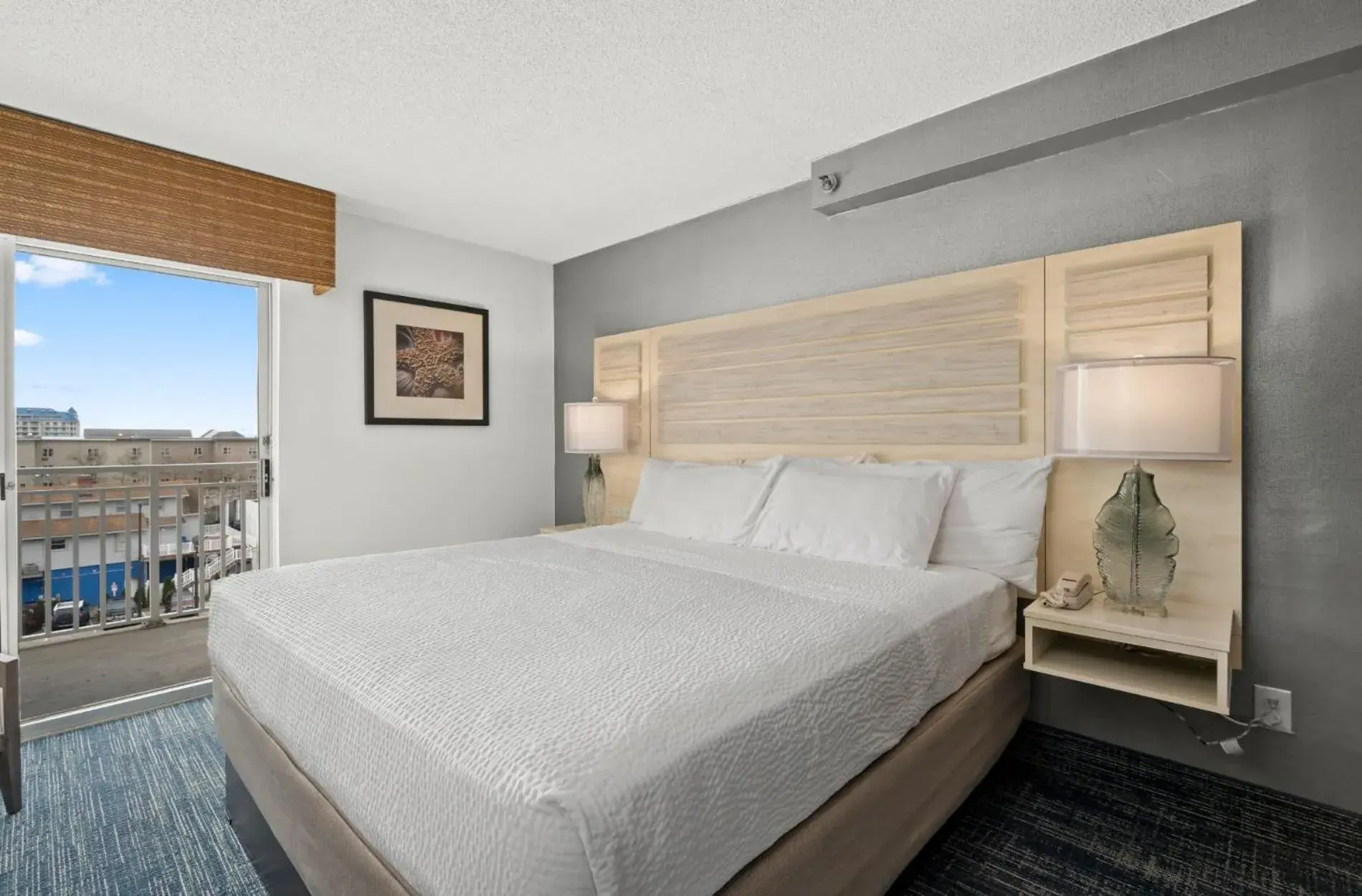 King Room in Hotel Monte Carlo Ocean City King Room in Hotel Monte Carlo Ocean City