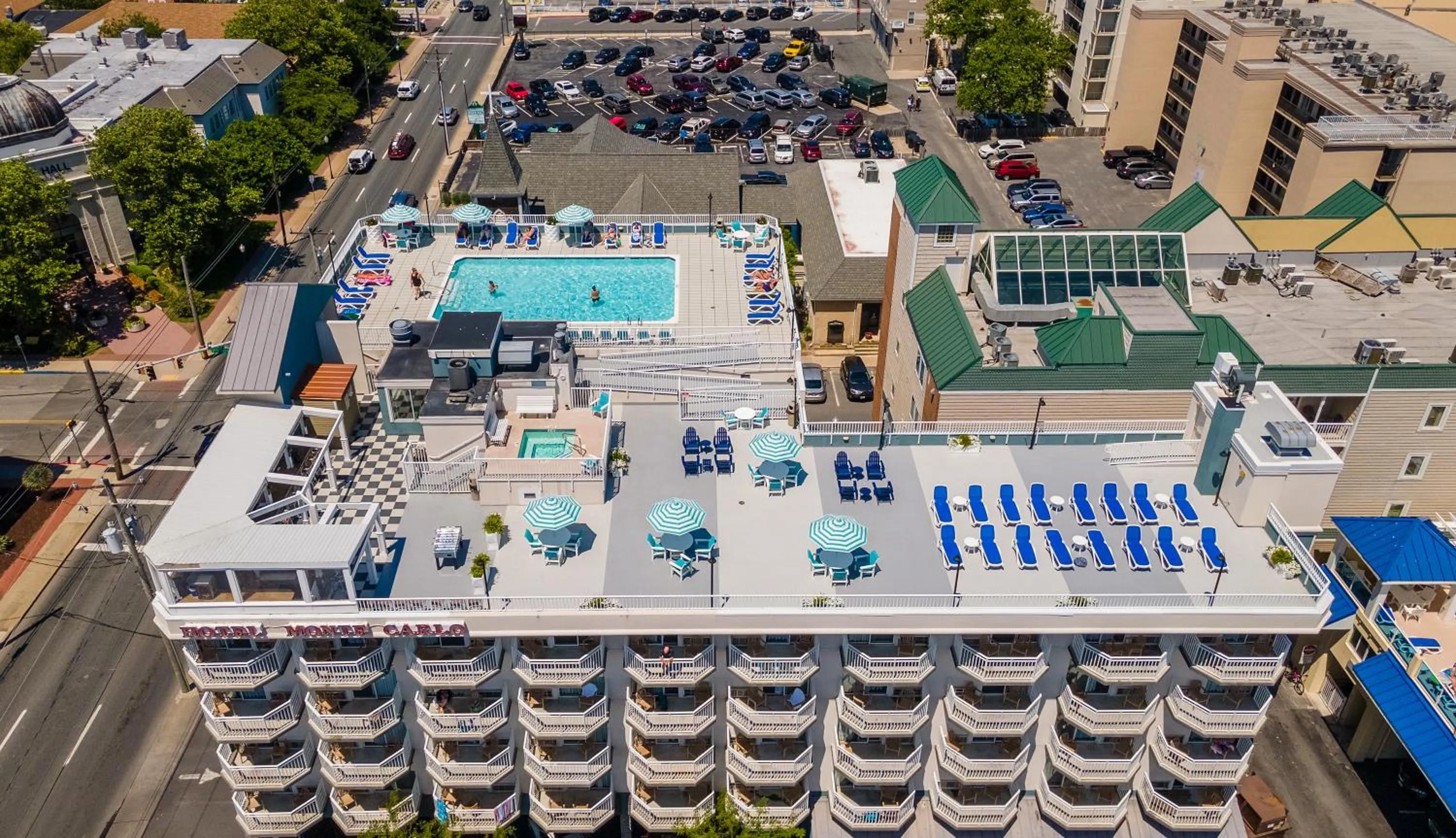 Property building in Hotel Monte Carlo Ocean City