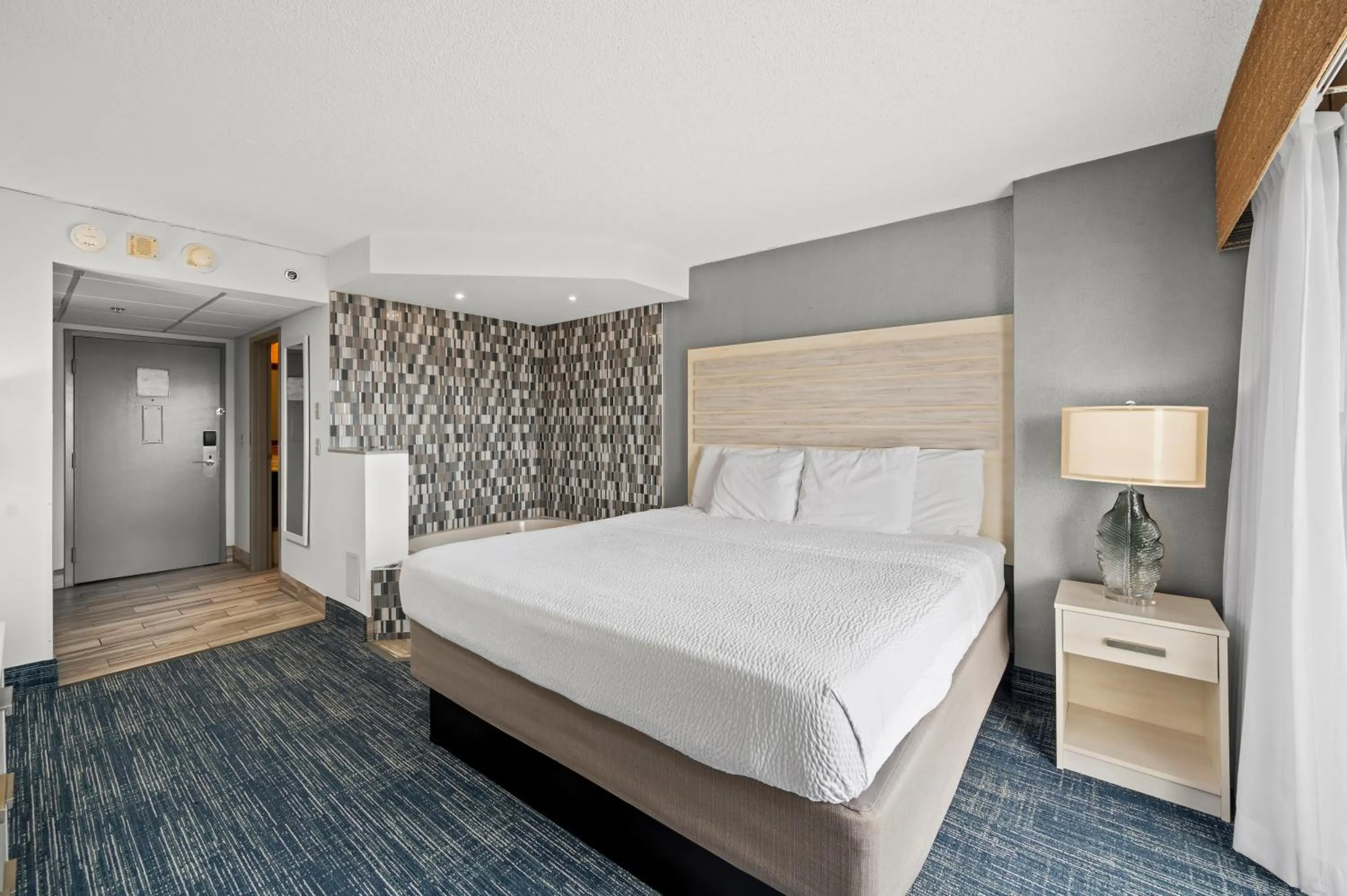 Bed in Hotel Monte Carlo Ocean City