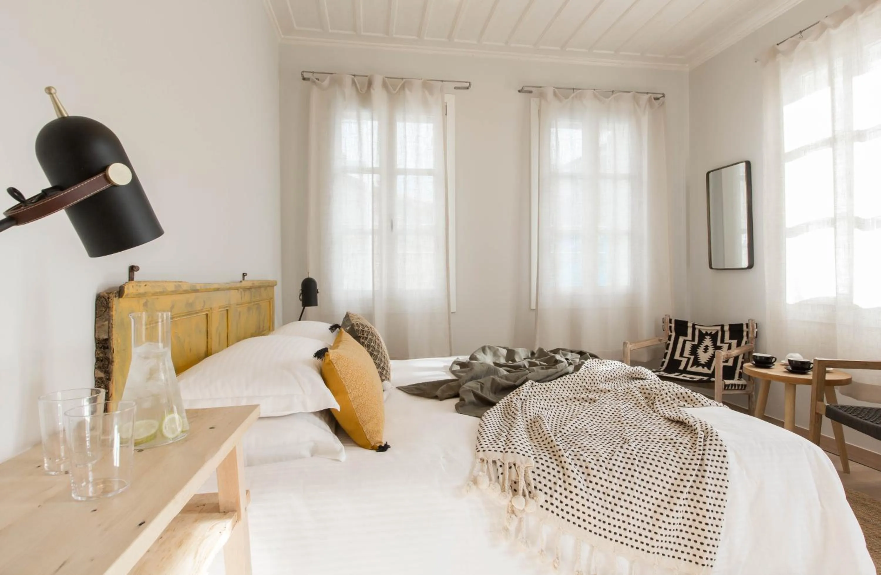 Photo of the whole room, Bed in Amymone Suites