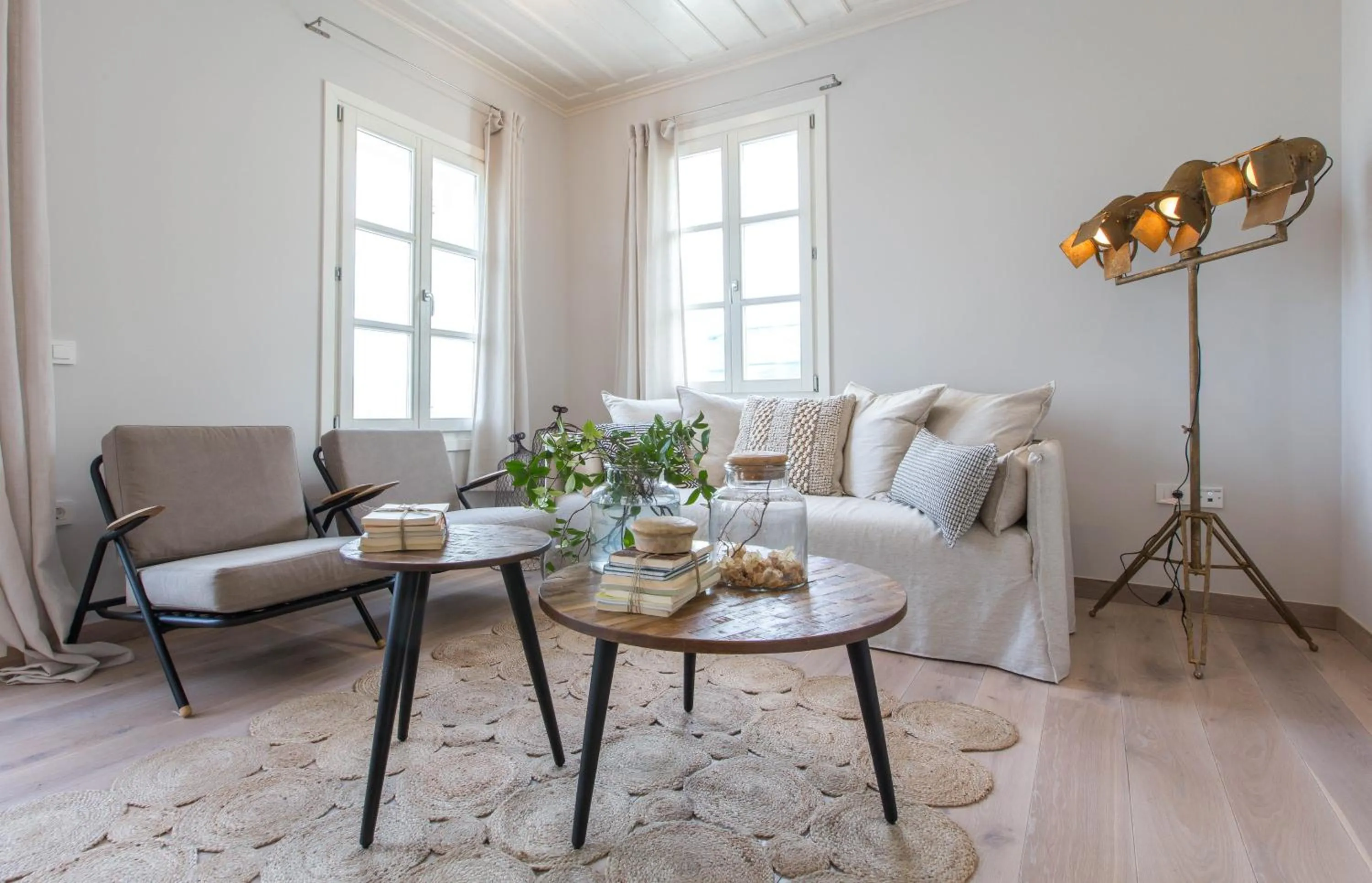 Decorative detail in Amymone Suites