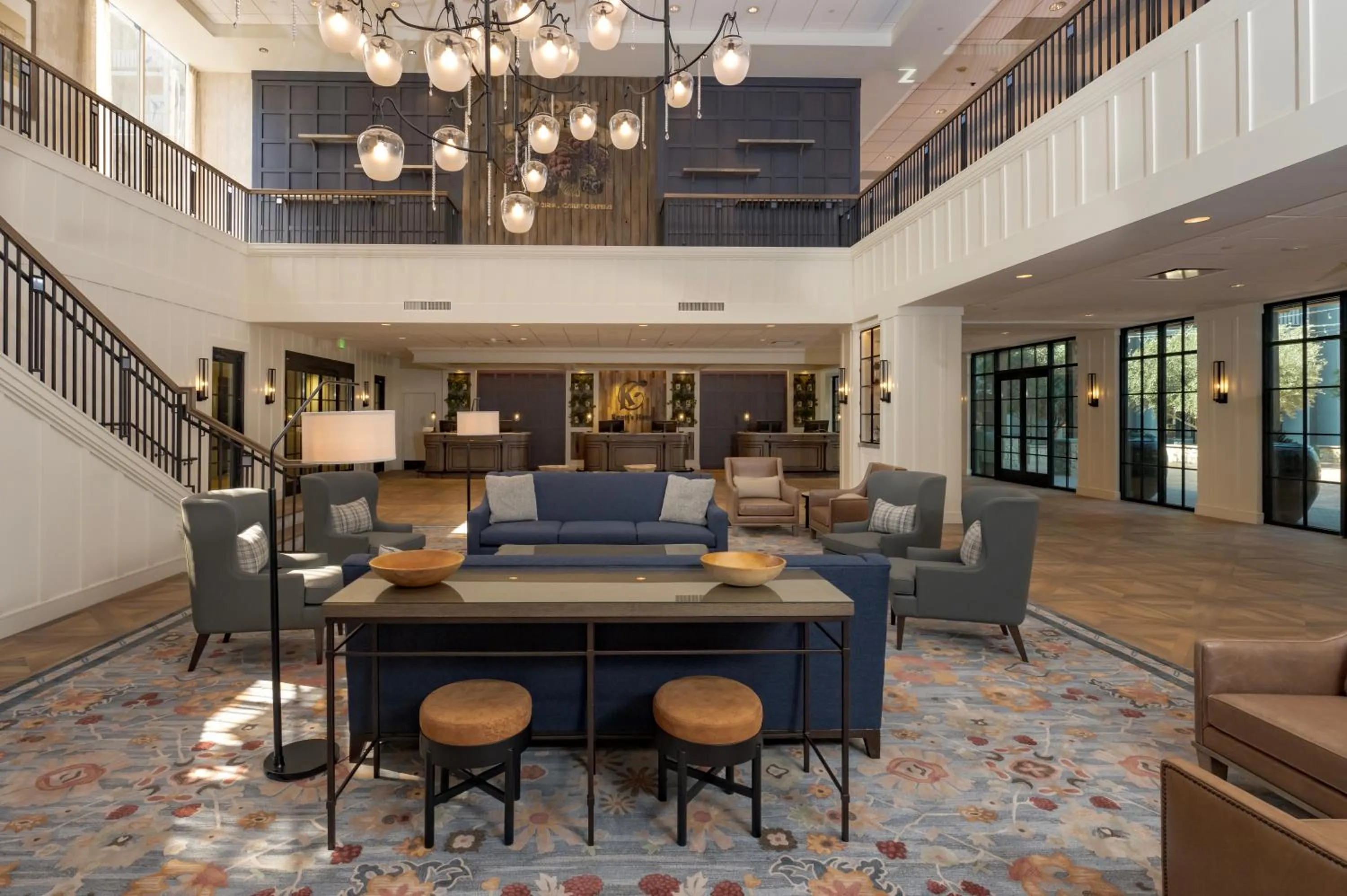 Lobby or reception in Knott's Hotel