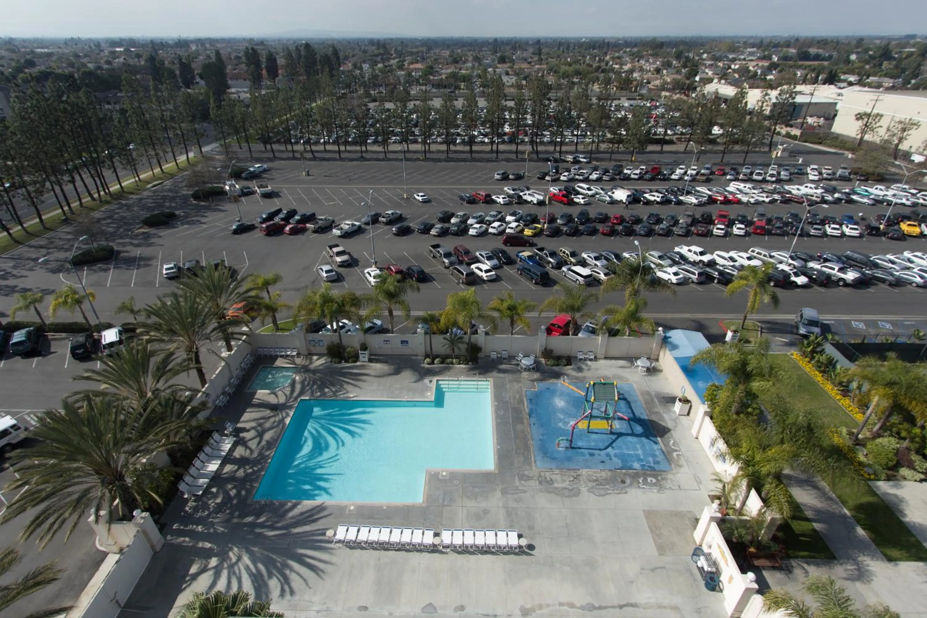 Bird's eye view in Knott's Hotel