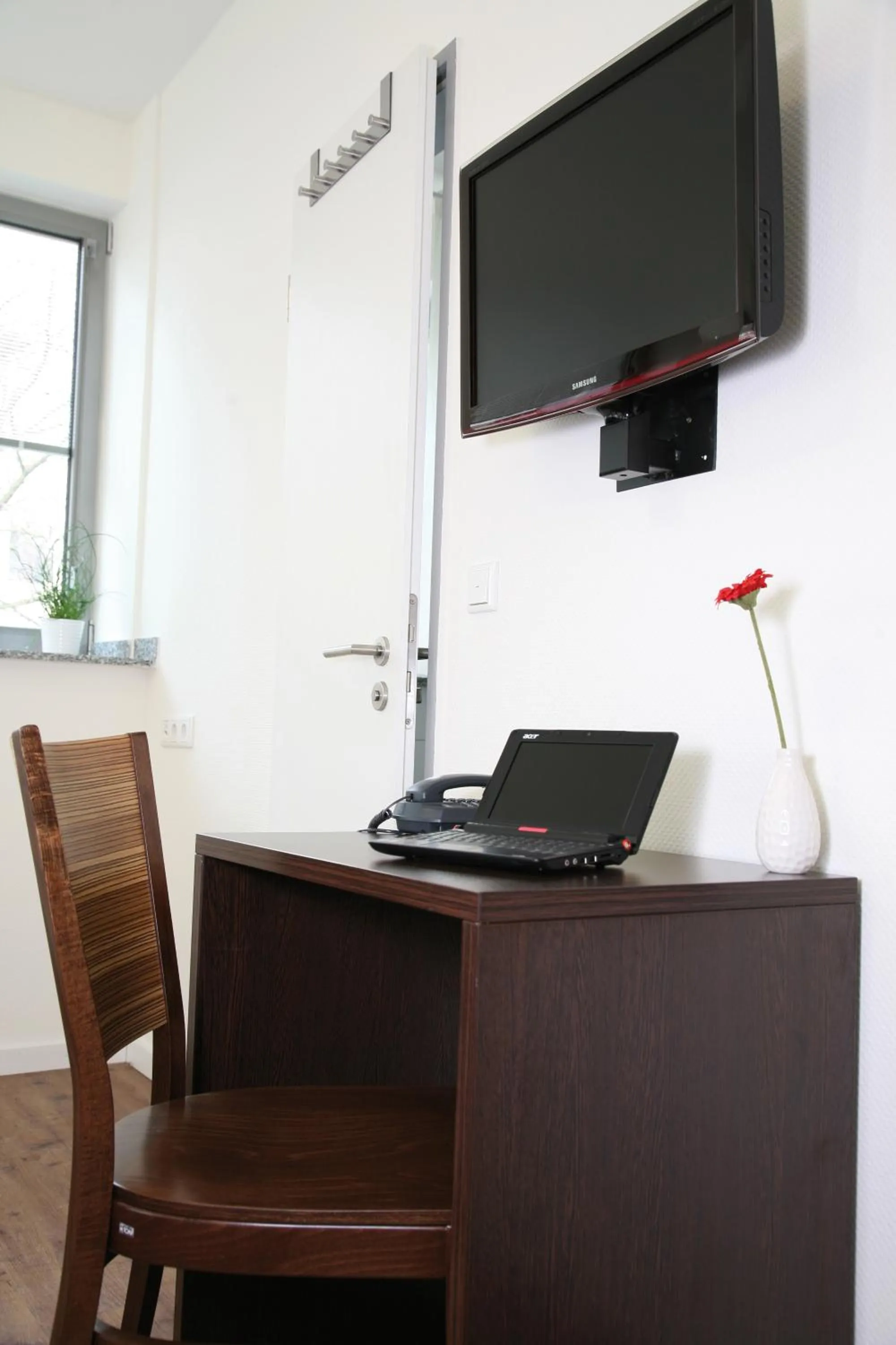 TV and multimedia in Hostel Köln