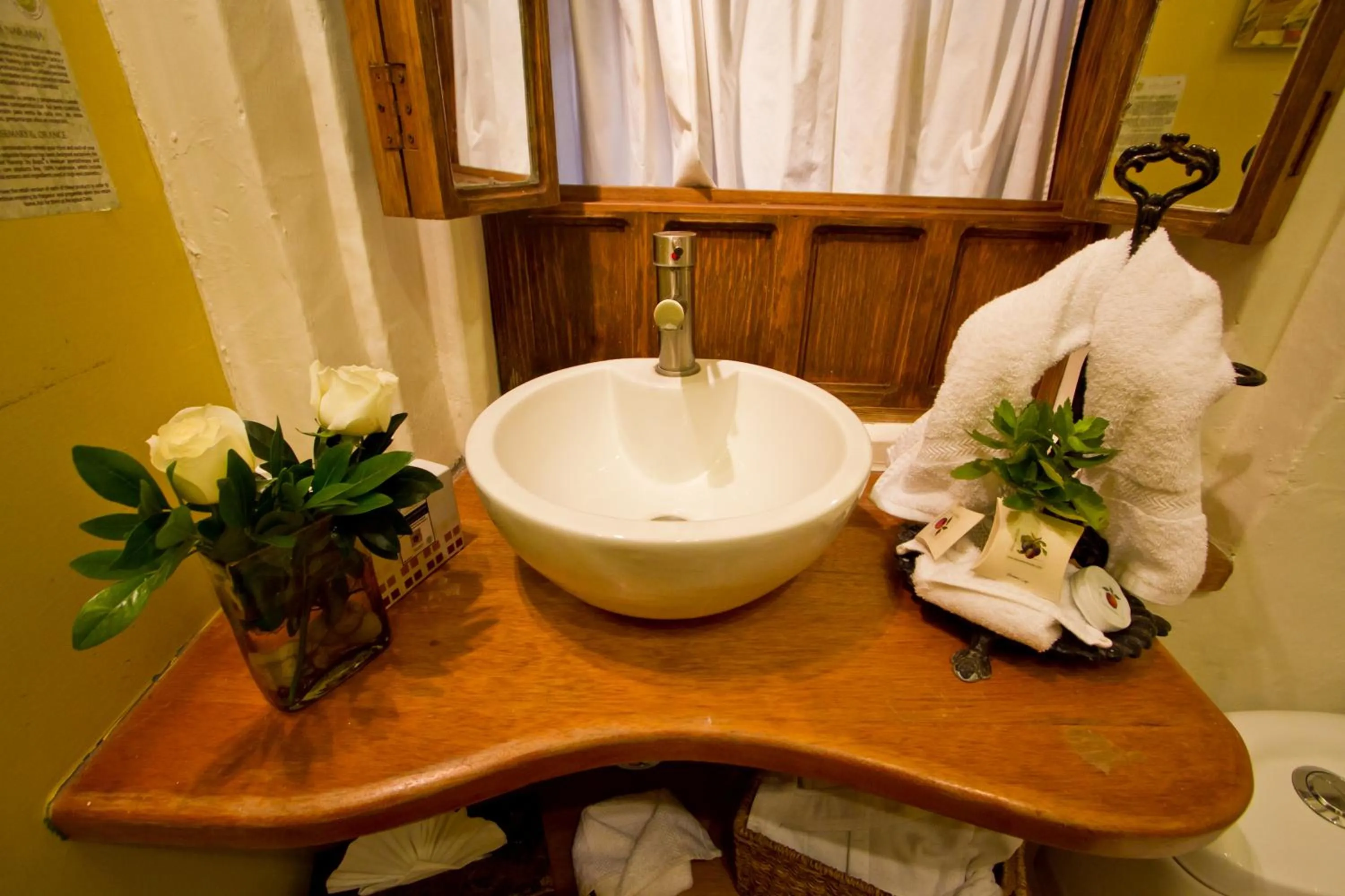 Bathroom in La Casa del Naranjo Hotel Boutique