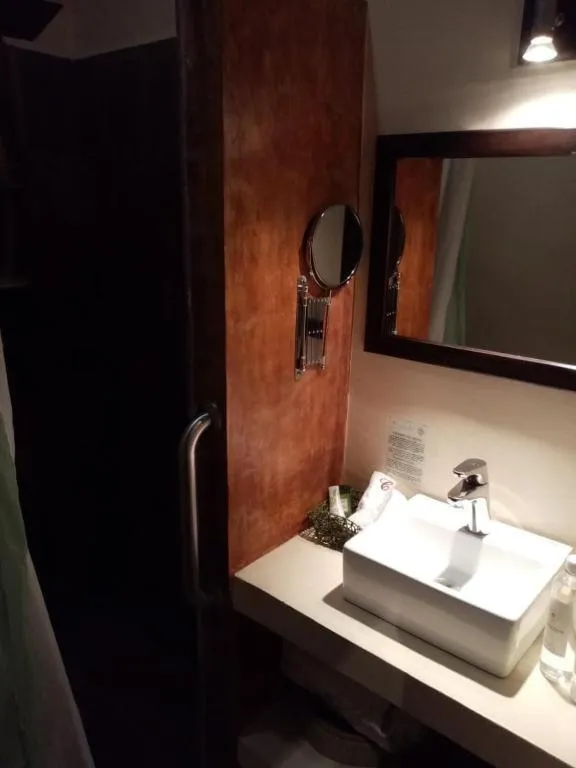 Bathroom in La Casa del Naranjo Hotel Boutique