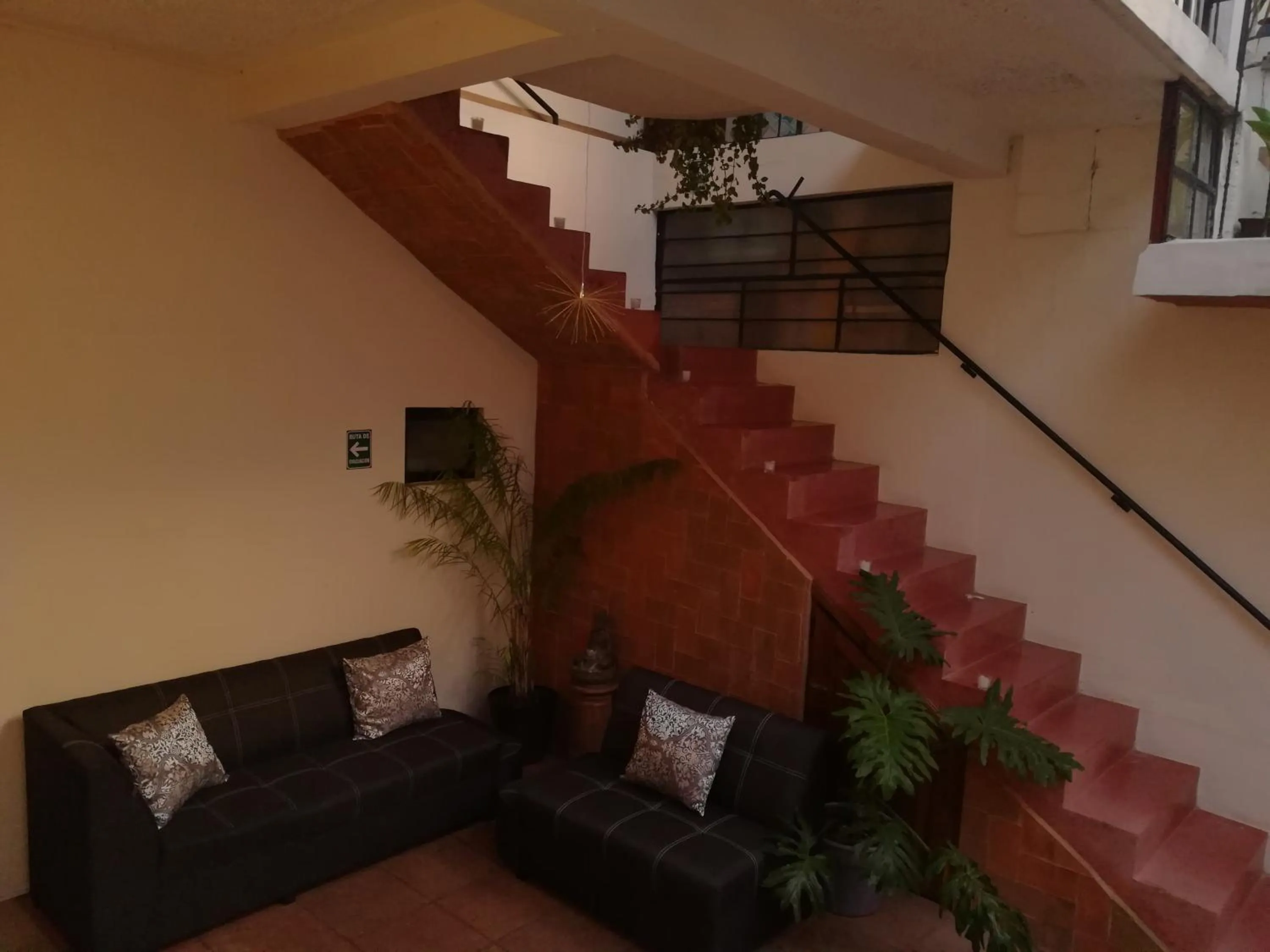 Living room in Ganesha Hotel