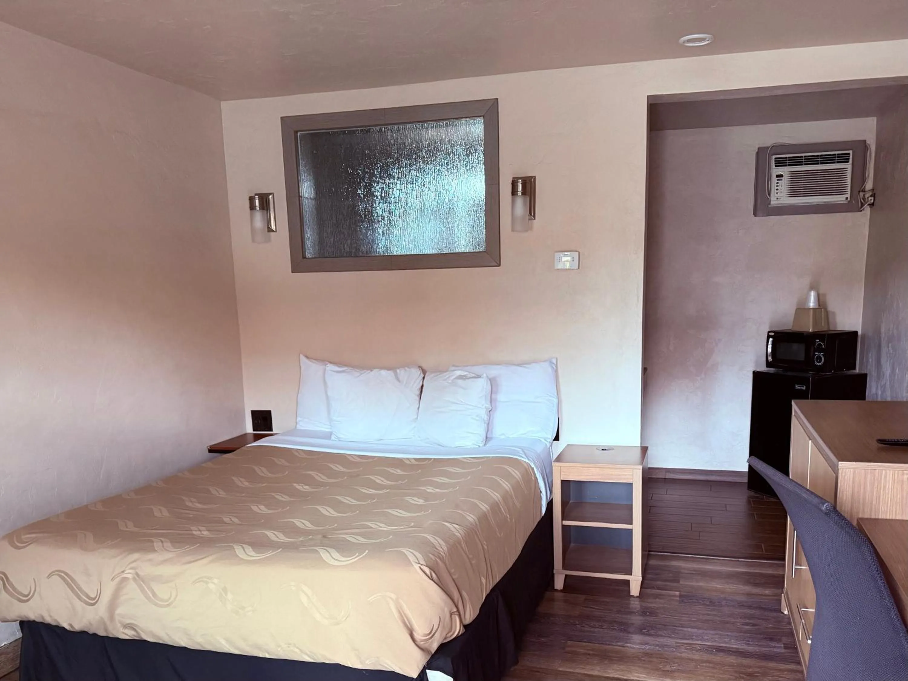 Bed in Adobe Inn Durango