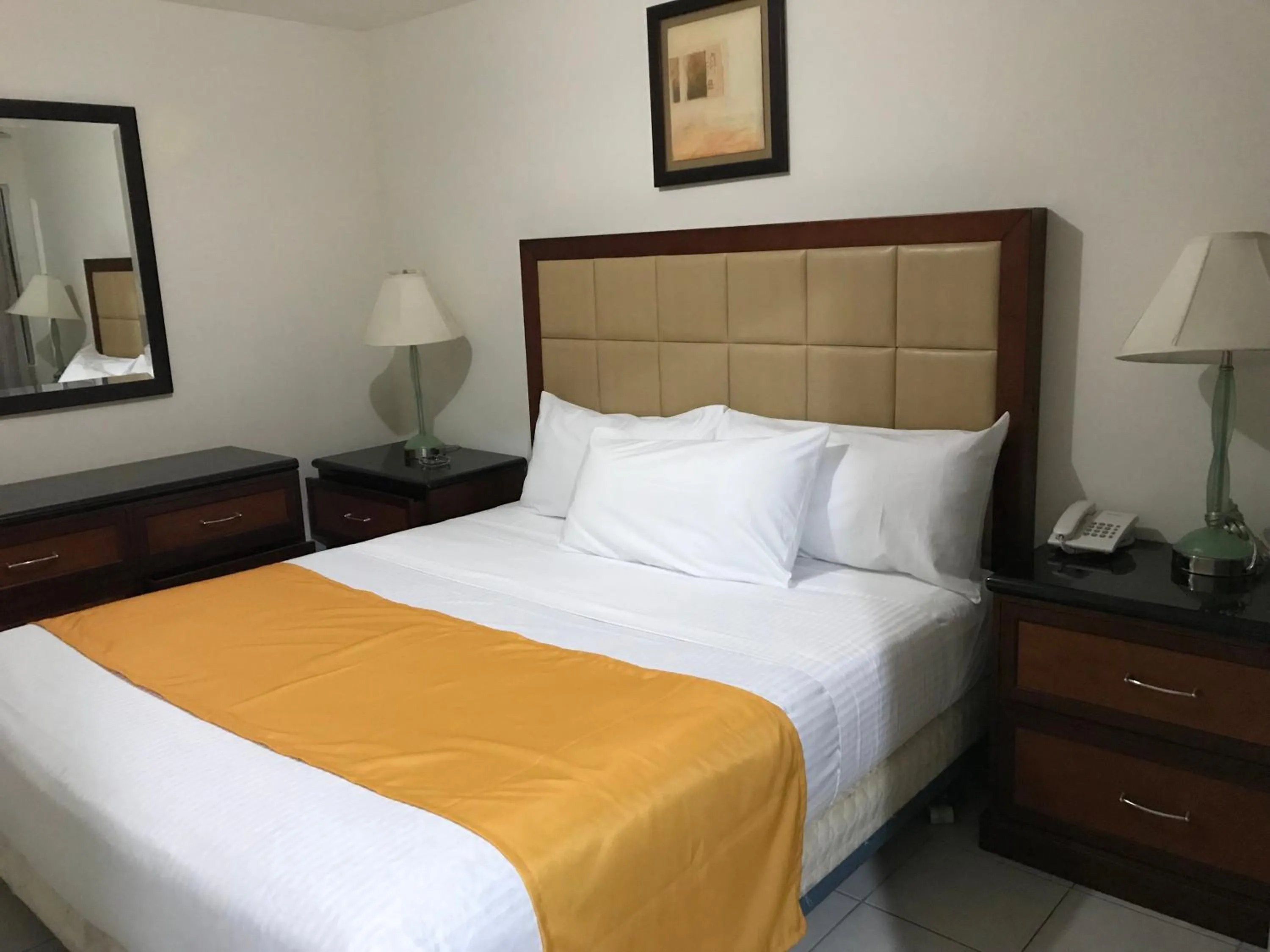 Bed in Hotel Guillen Jr