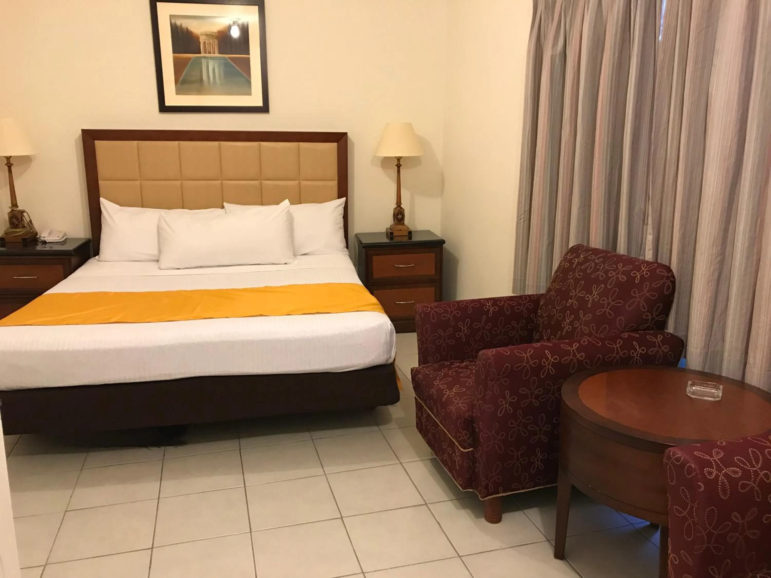 Bed in Hotel Guillen Jr