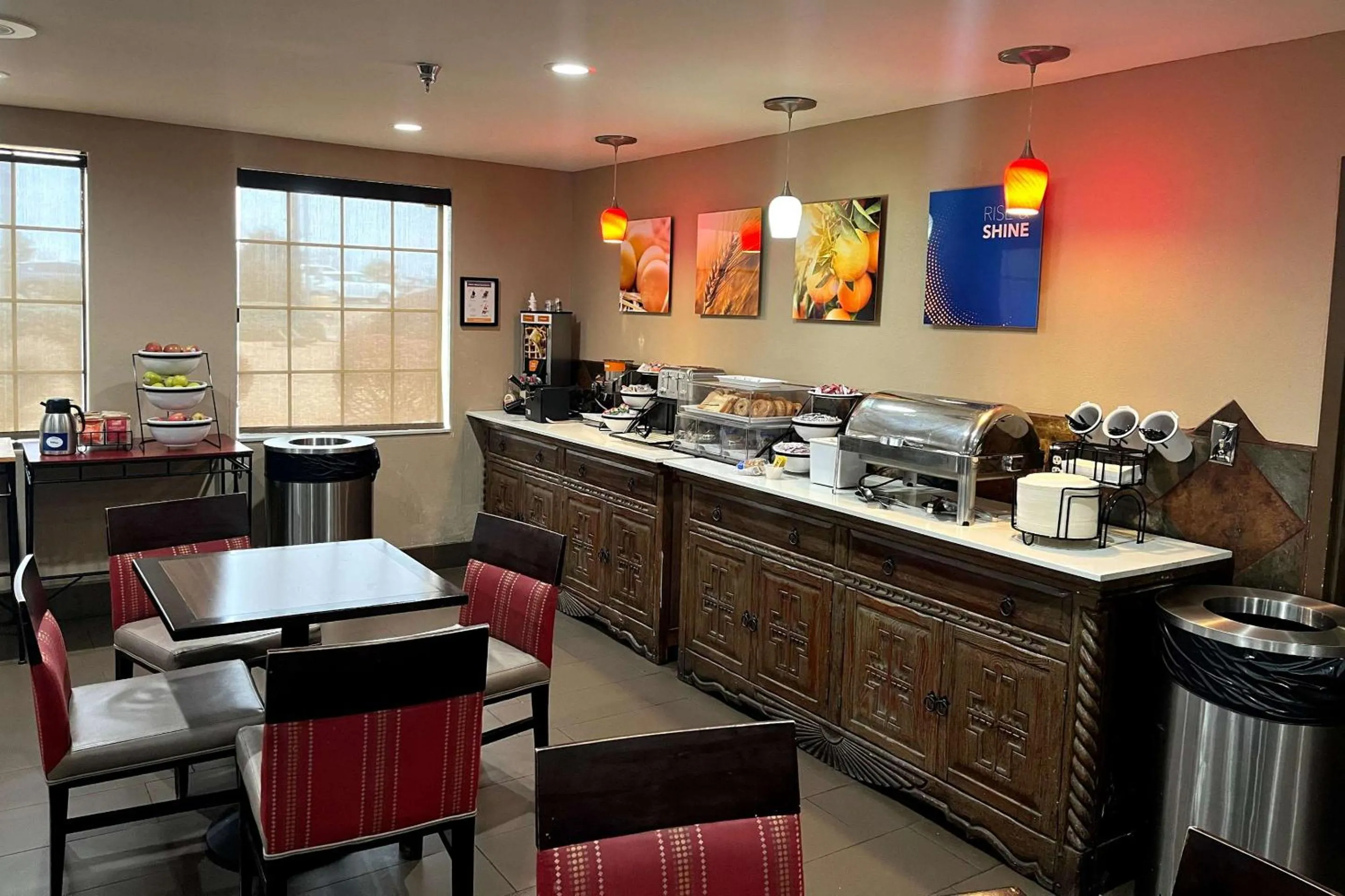 Breakfast in Comfort Inn Santa Fe