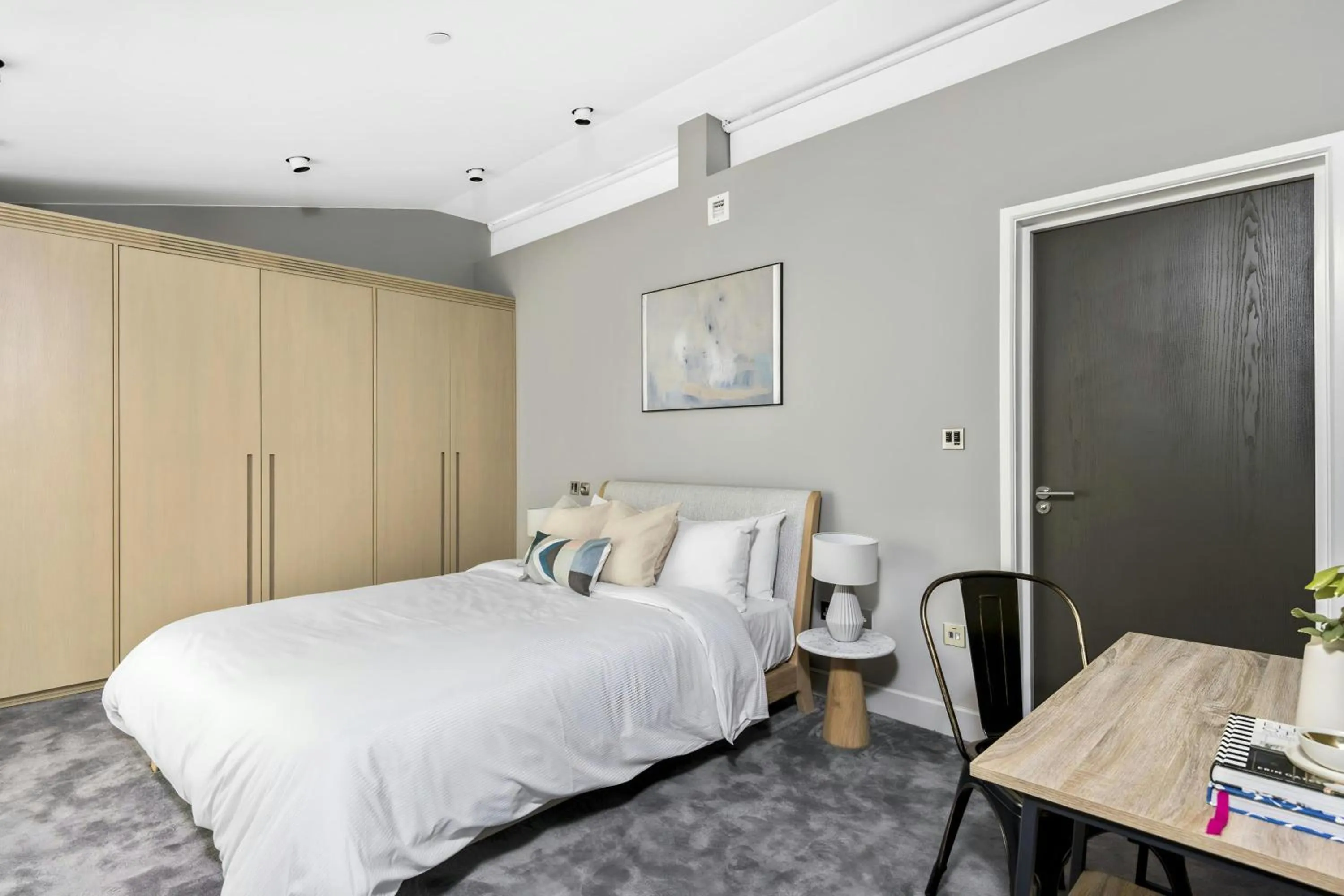 Bedroom in Sonder by Marriott Bonvoy Museum House Apartments British Museum