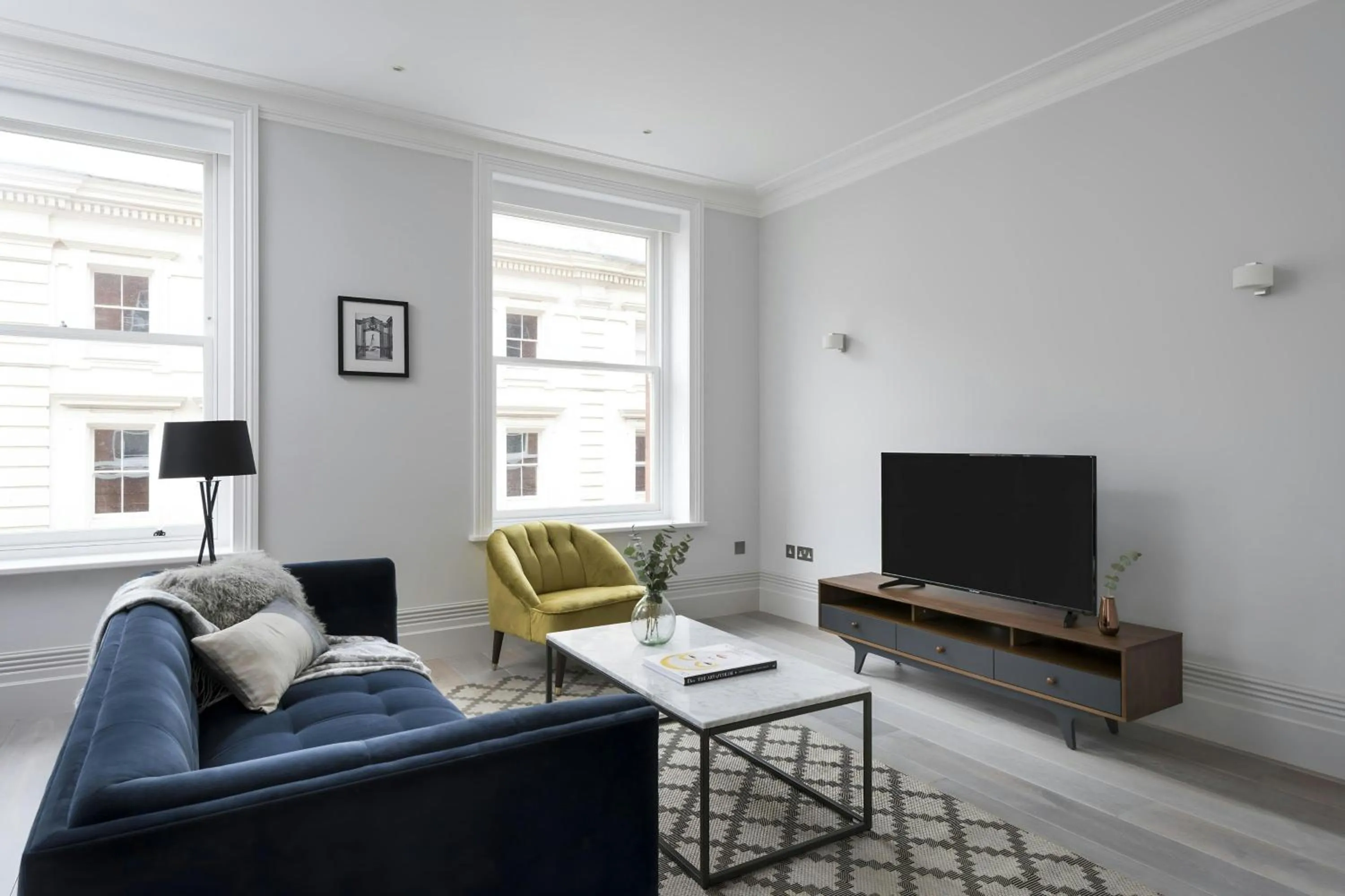 Living room in Sonder by Marriott Bonvoy Museum House Apartments British Museum