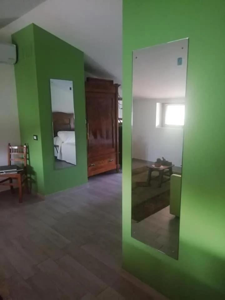 Photo of the whole room in B&B Books & Bikes