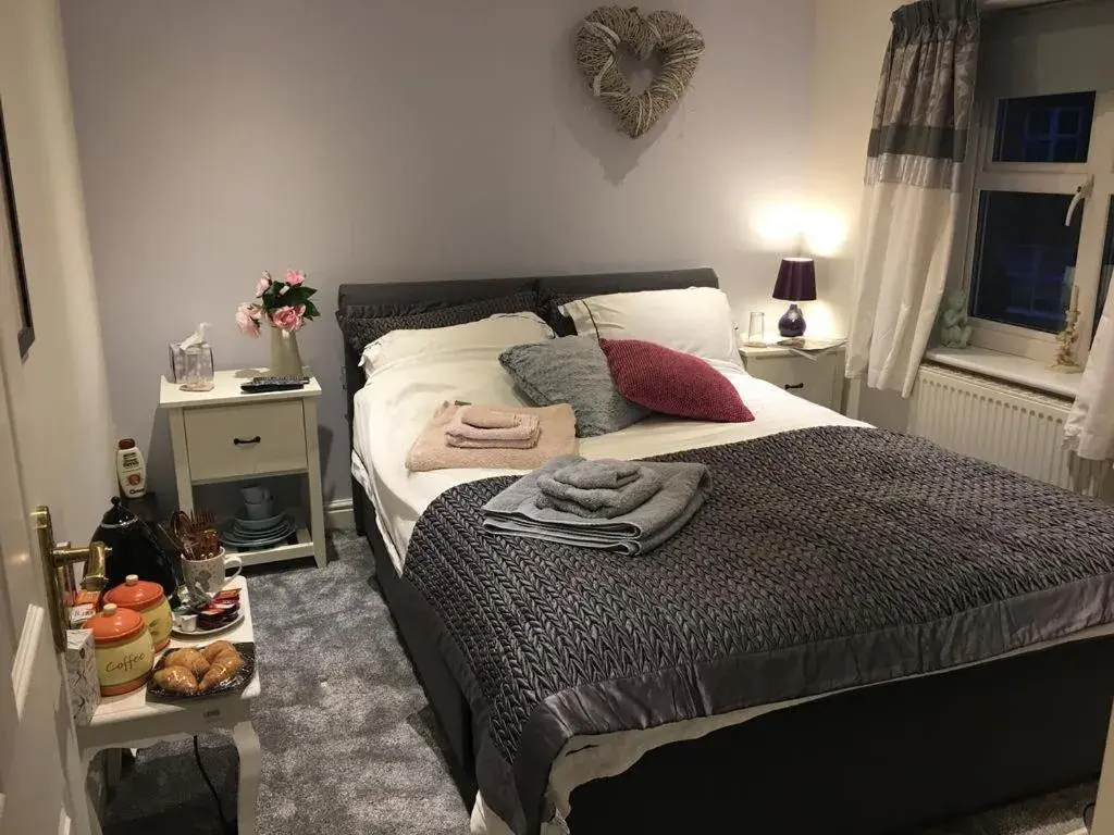 Double Room with Private Bathroom in Redwing Rise Double Room with Private Bathroom in Redwing Rise