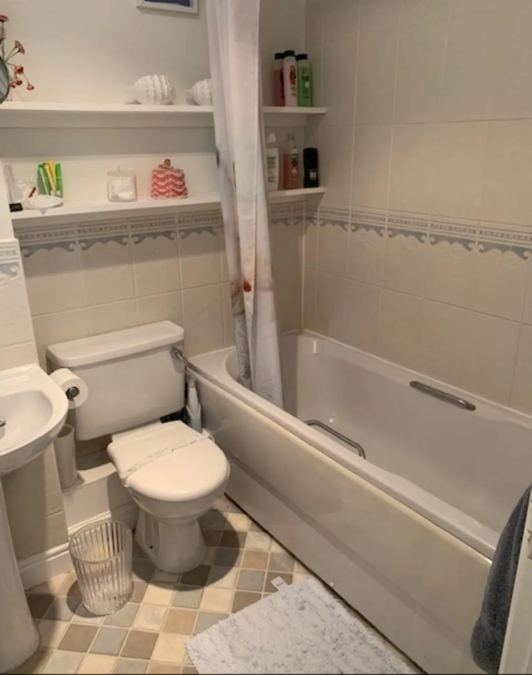 Bathroom in Redwing Rise