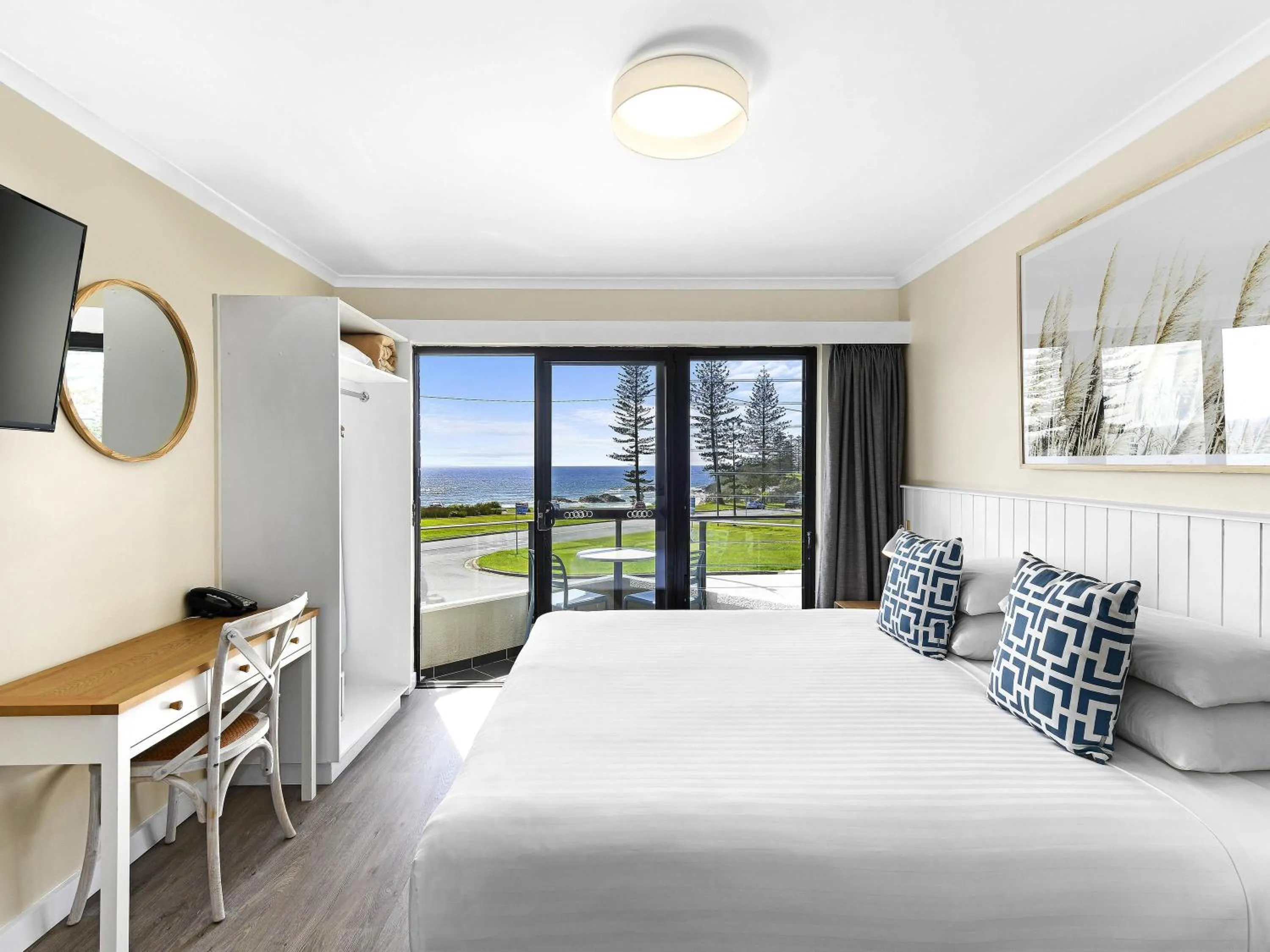 Bedroom, Bed in ibis Styles Port Macquarie