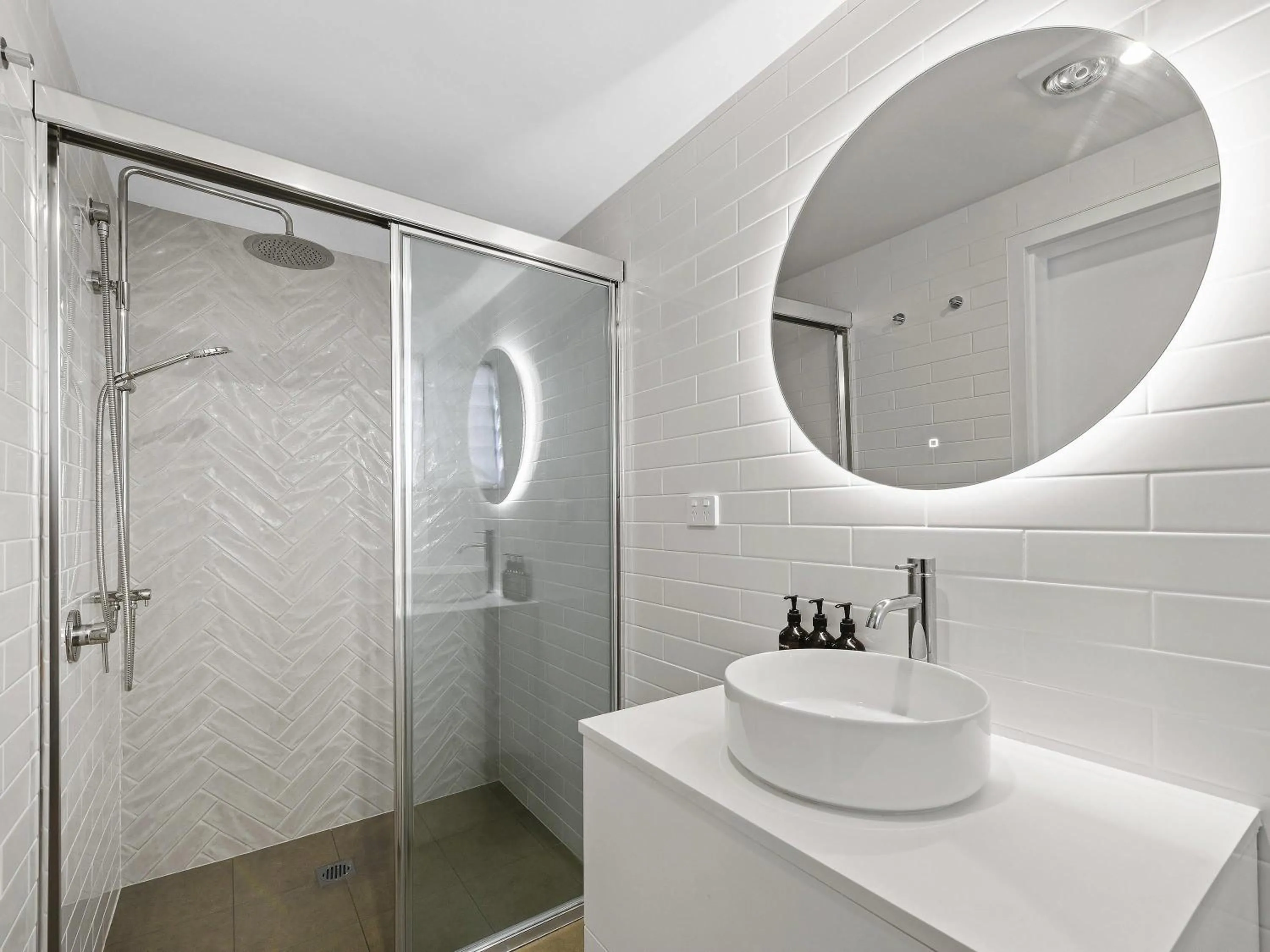 Bedroom in ibis Styles Port Macquarie