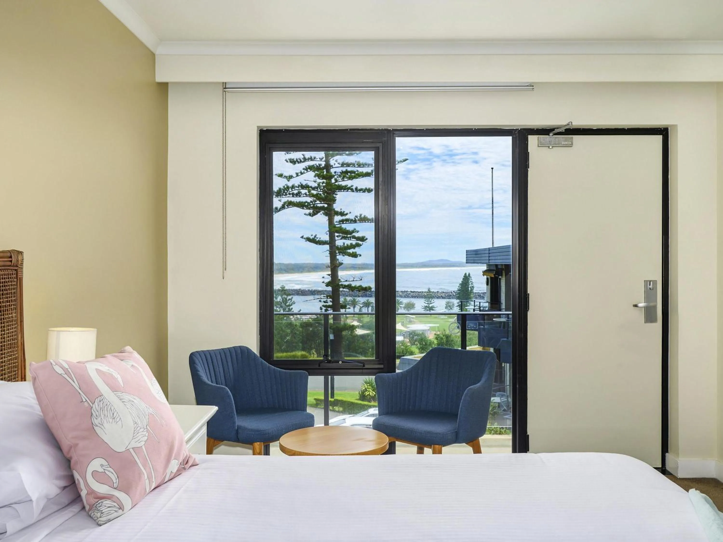 Bedroom, Bed in ibis Styles Port Macquarie