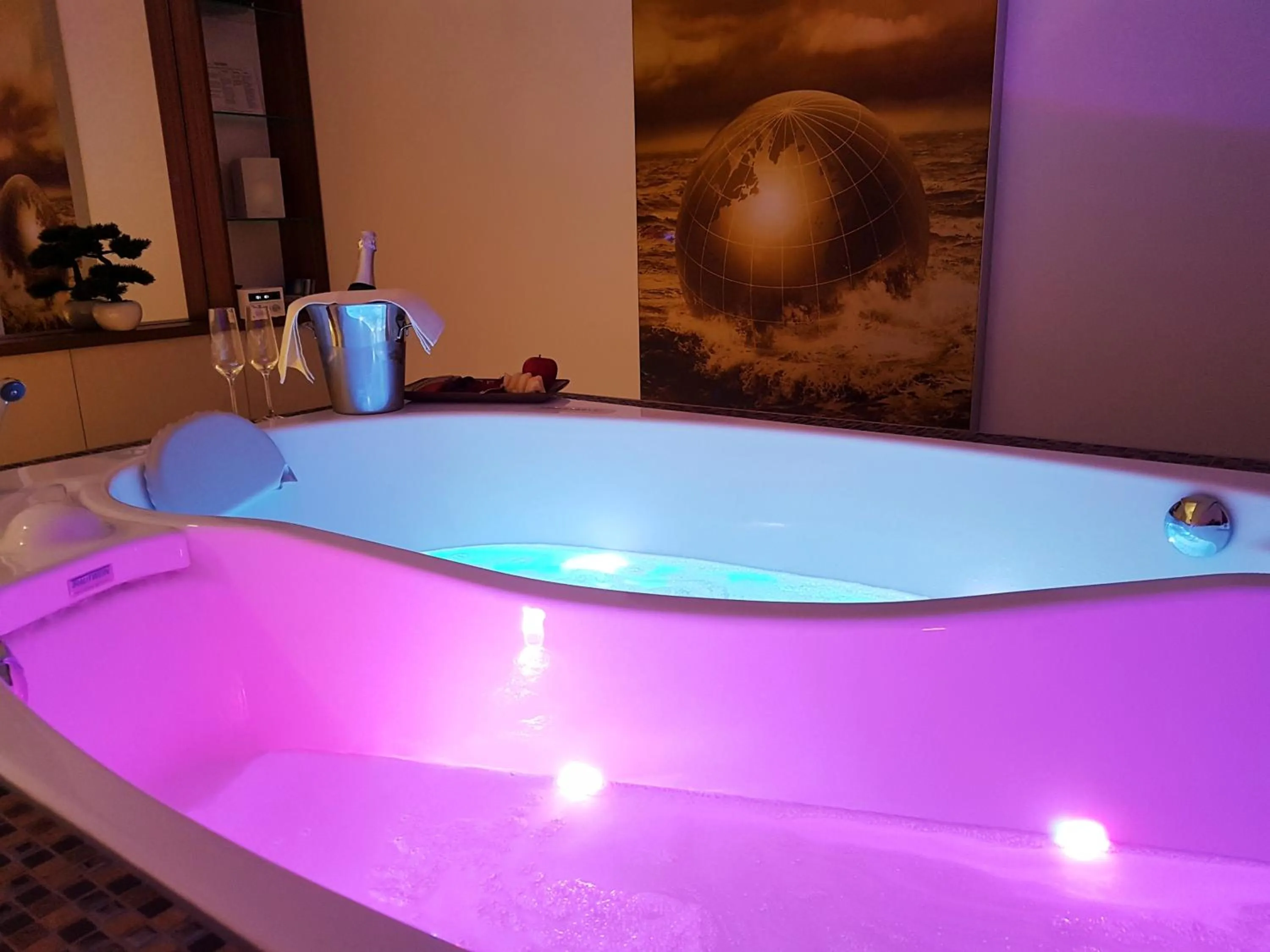 Swimming pool in Hotel Spechtshaardt