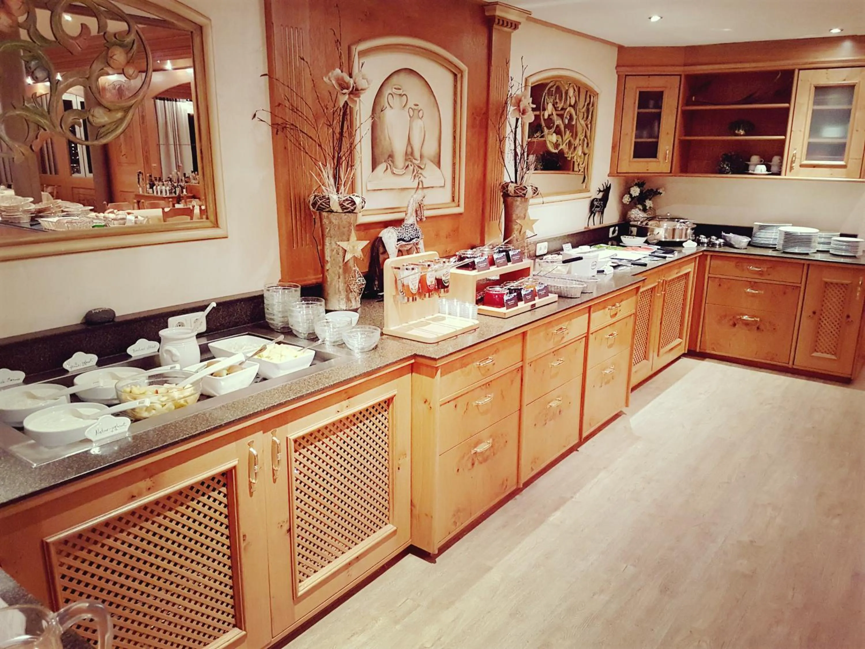 Breakfast in Hotel Spechtshaardt