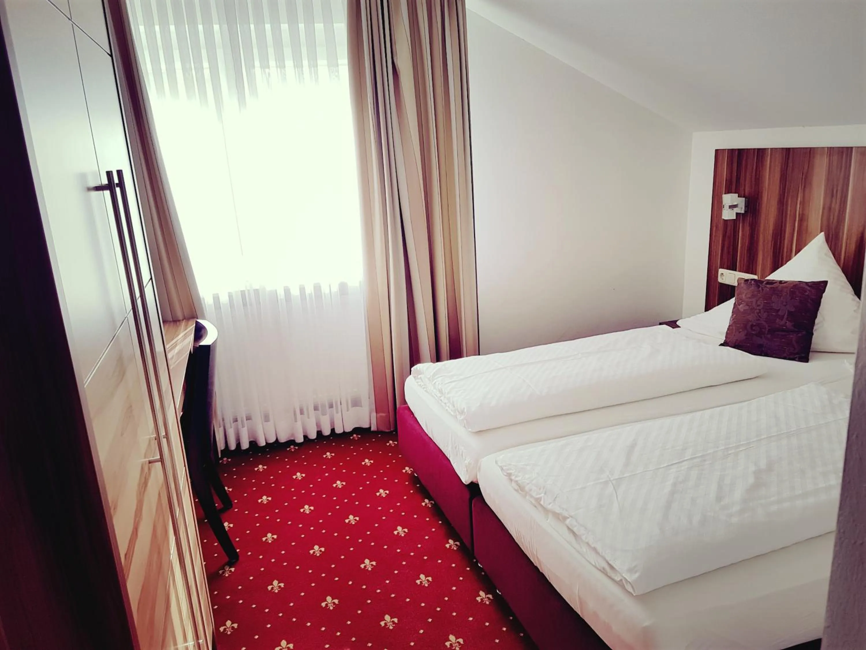 Photo of the whole room, Bed in Hotel Spechtshaardt