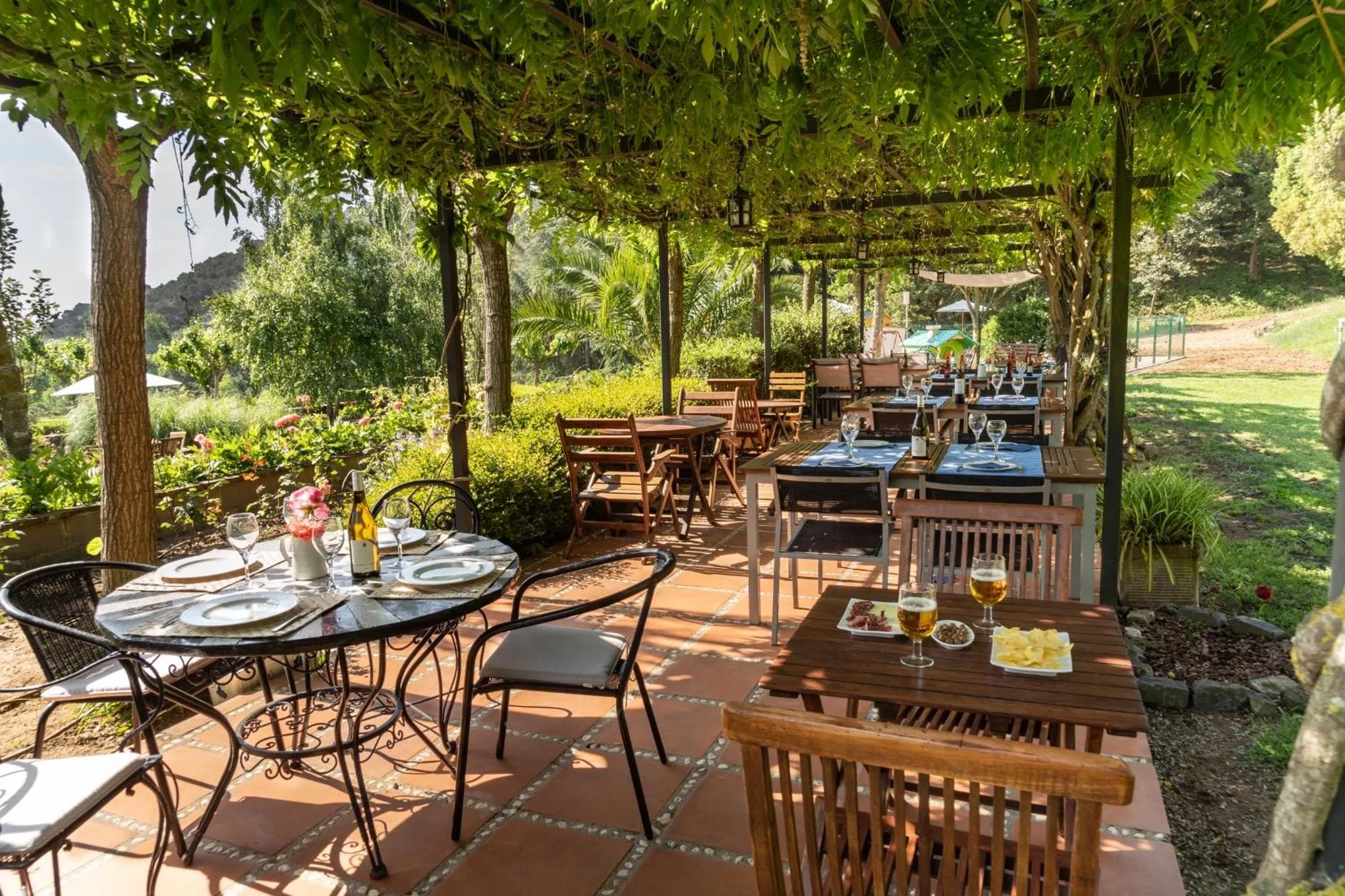 Restaurant/places to eat in Can Rosich