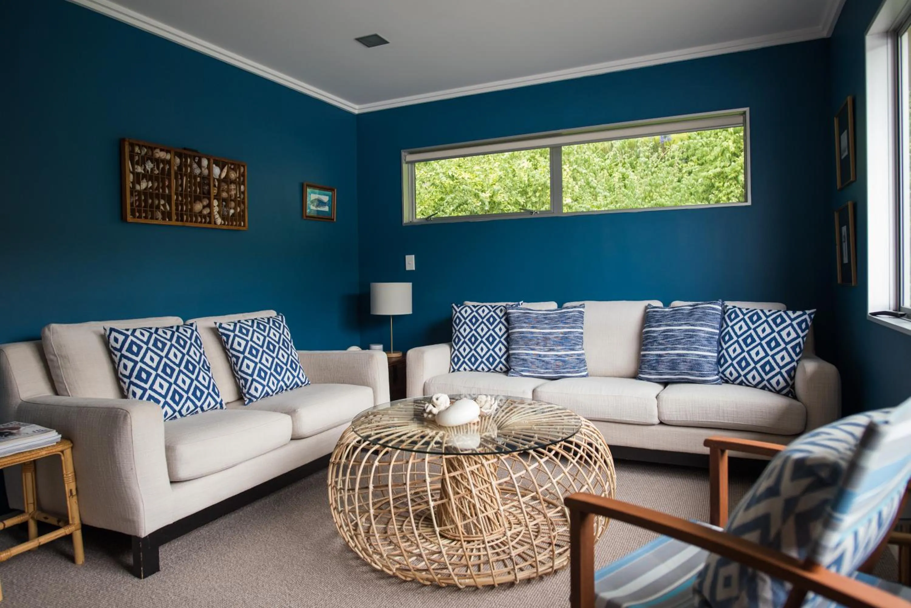 Seating area in Seahurst Apartment