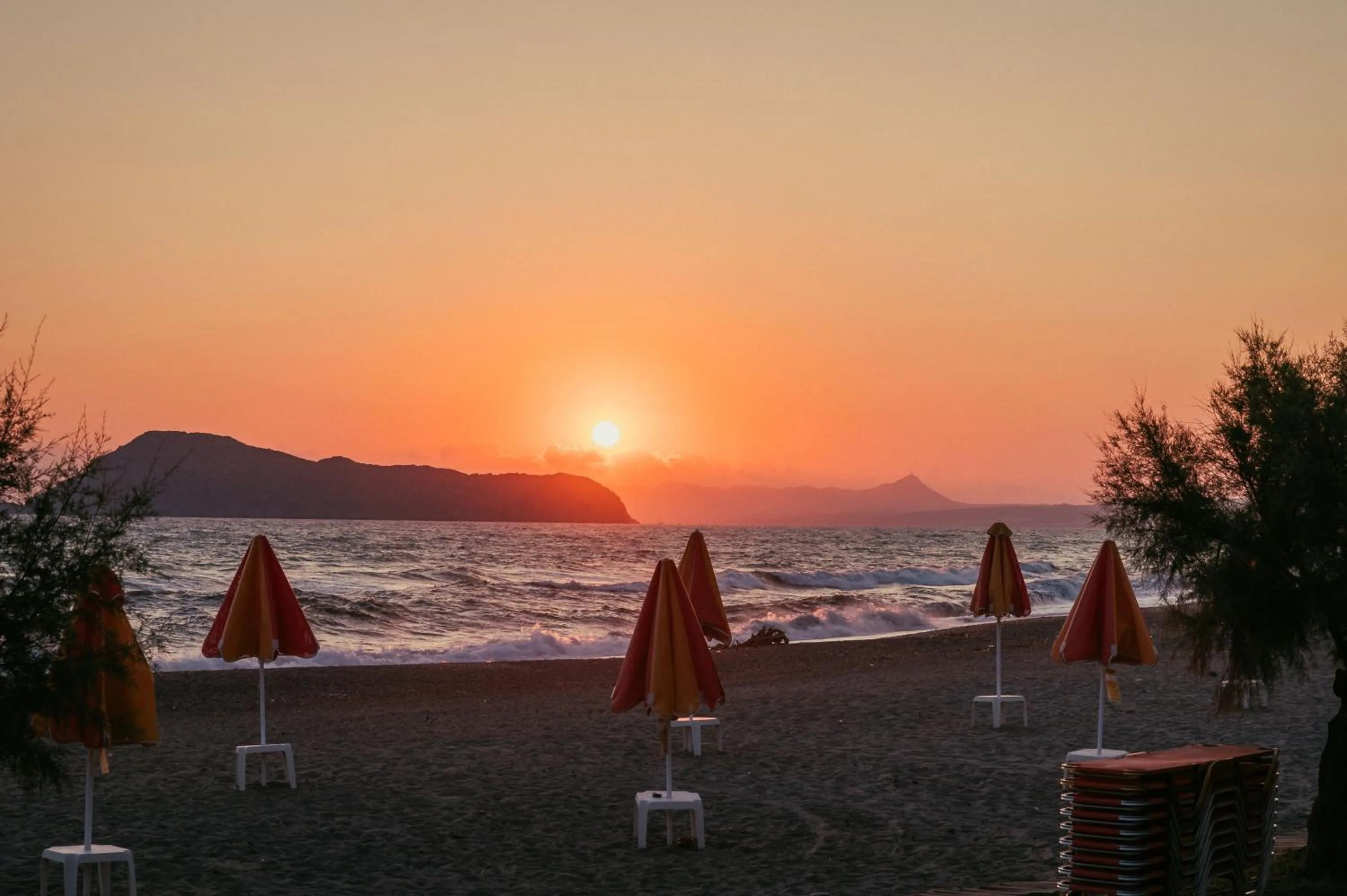 Sunset in Silver Beach Hotel & Apartments